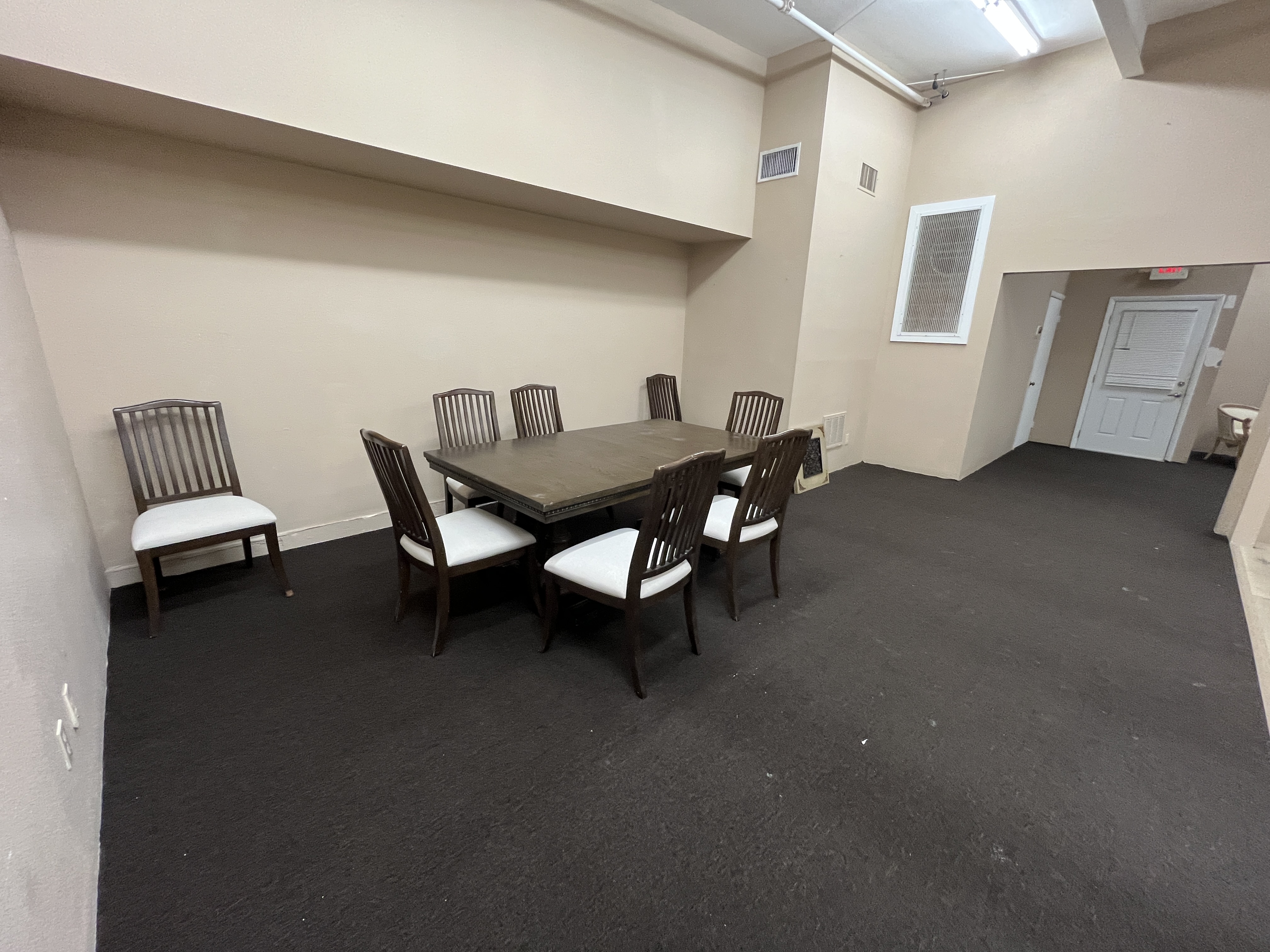 12155 Metro Parkway, Fort Myers, FL 33966