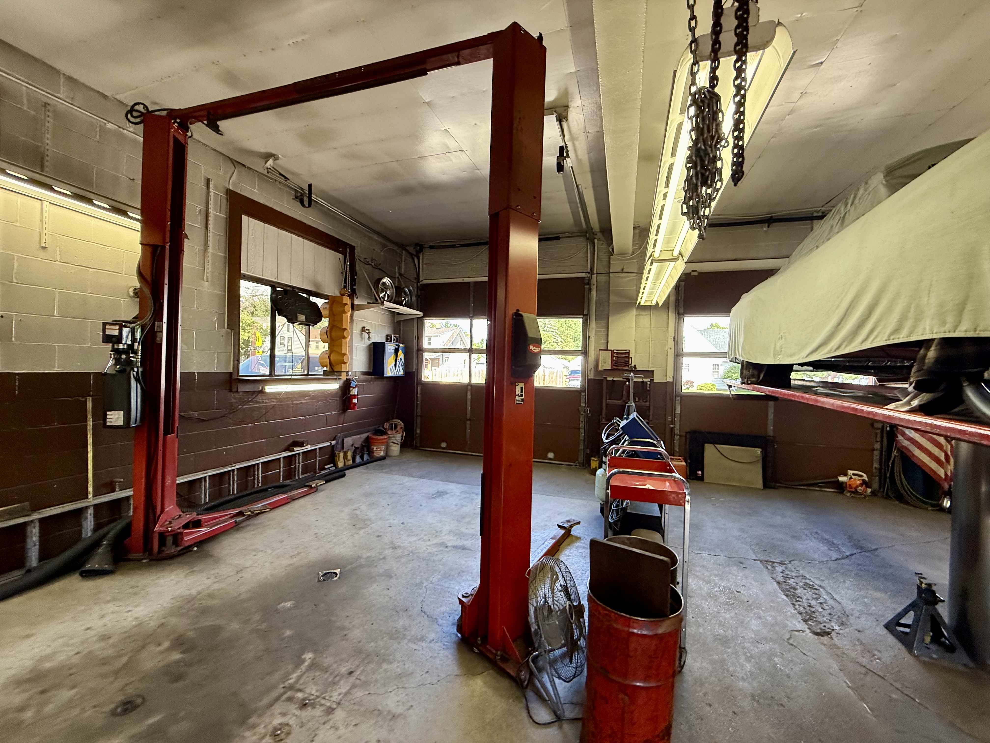 Auto Shop Lansing MI, 2320 East Saginaw Street, Lansing, MI 48912