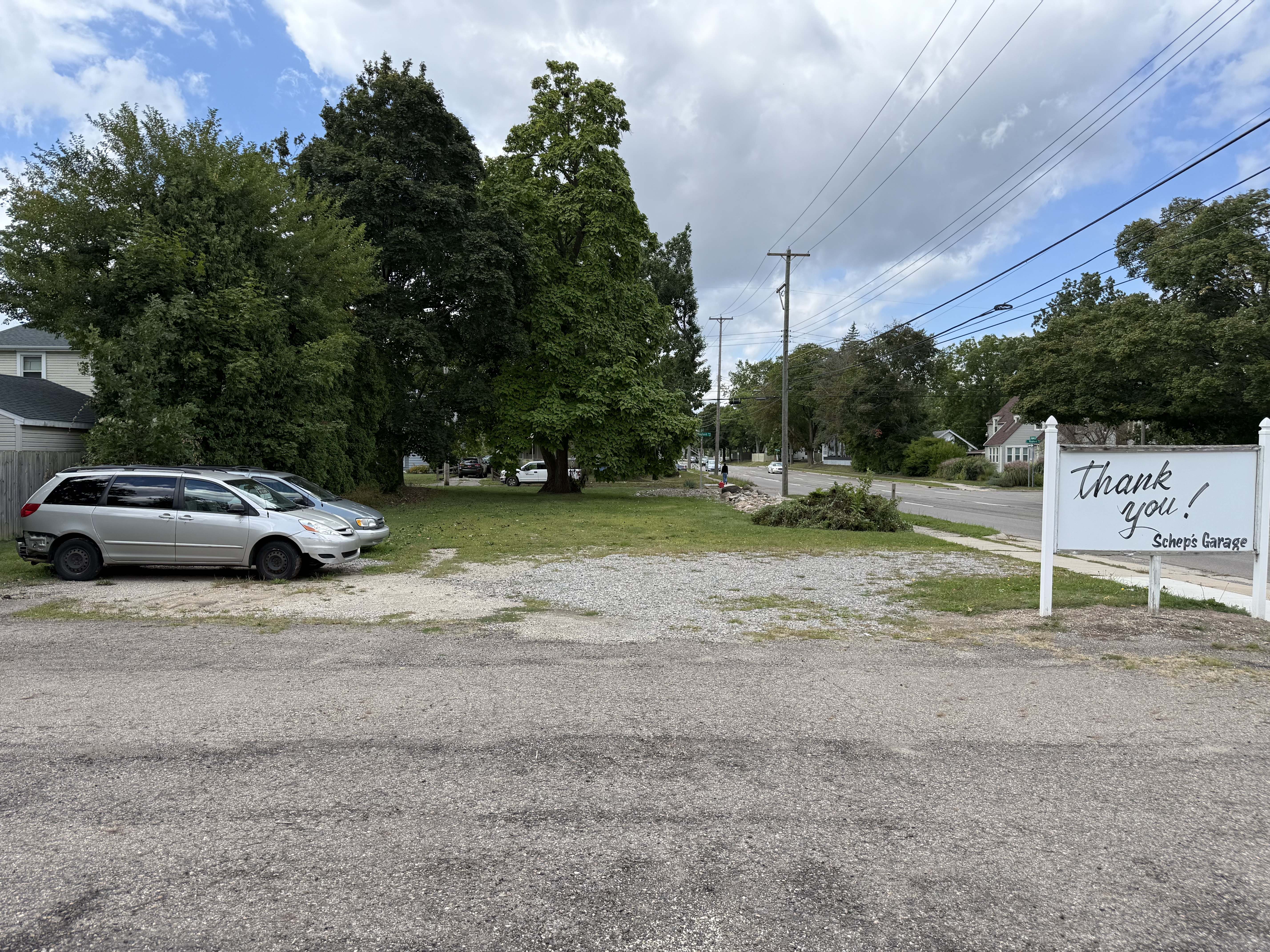 Auto Repair Lansing For Lease, 2320 East Saginaw Street, Lansing, MI 48912