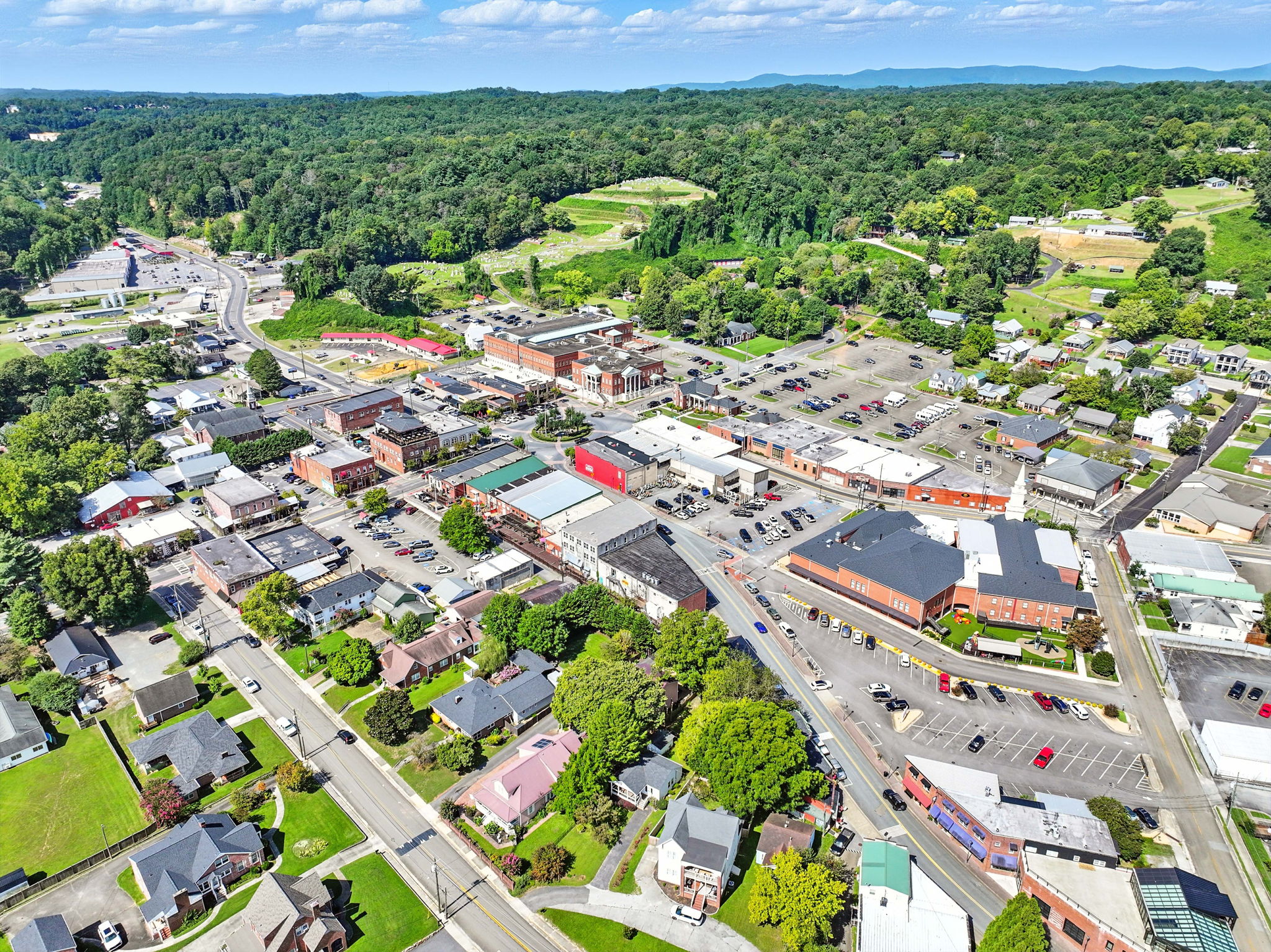 Kristina Lee's, 52 North Main Street, Ellijay, GA 30540