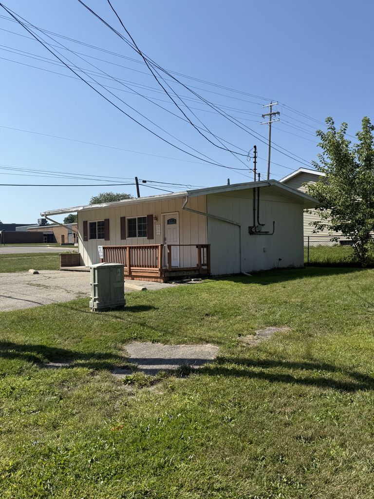 3000 West Michigan Avenue, Lansing, MI 48917