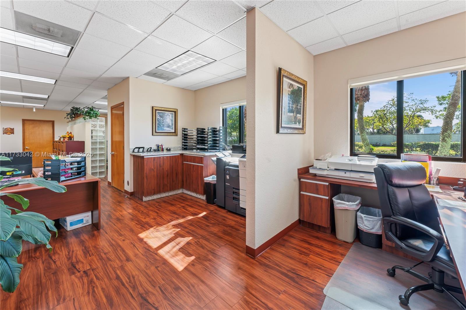 Office Building with lot, 13250 Southwest 135th Avenue, Miami, FL 33186