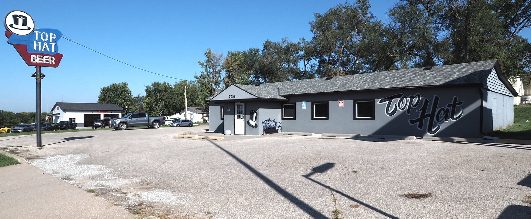 736 West Cornhusker Highway, Lincoln, NE 68521