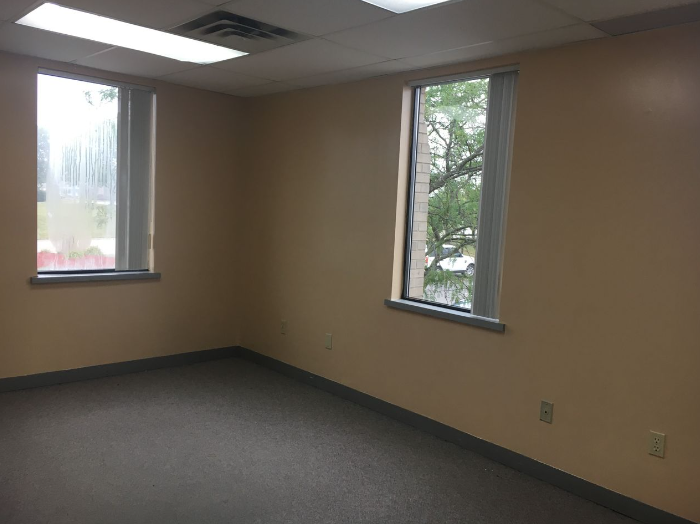 Professional Office Suite Near I-96, 6035 Executive Drive, Lansing, MI 48911