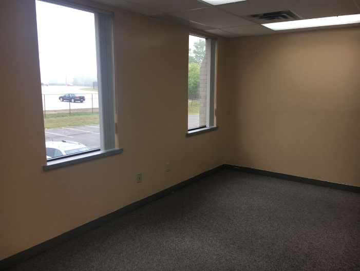 Professional Office Suite Near I-96, 6035 Executive Drive, Lansing, MI 48911