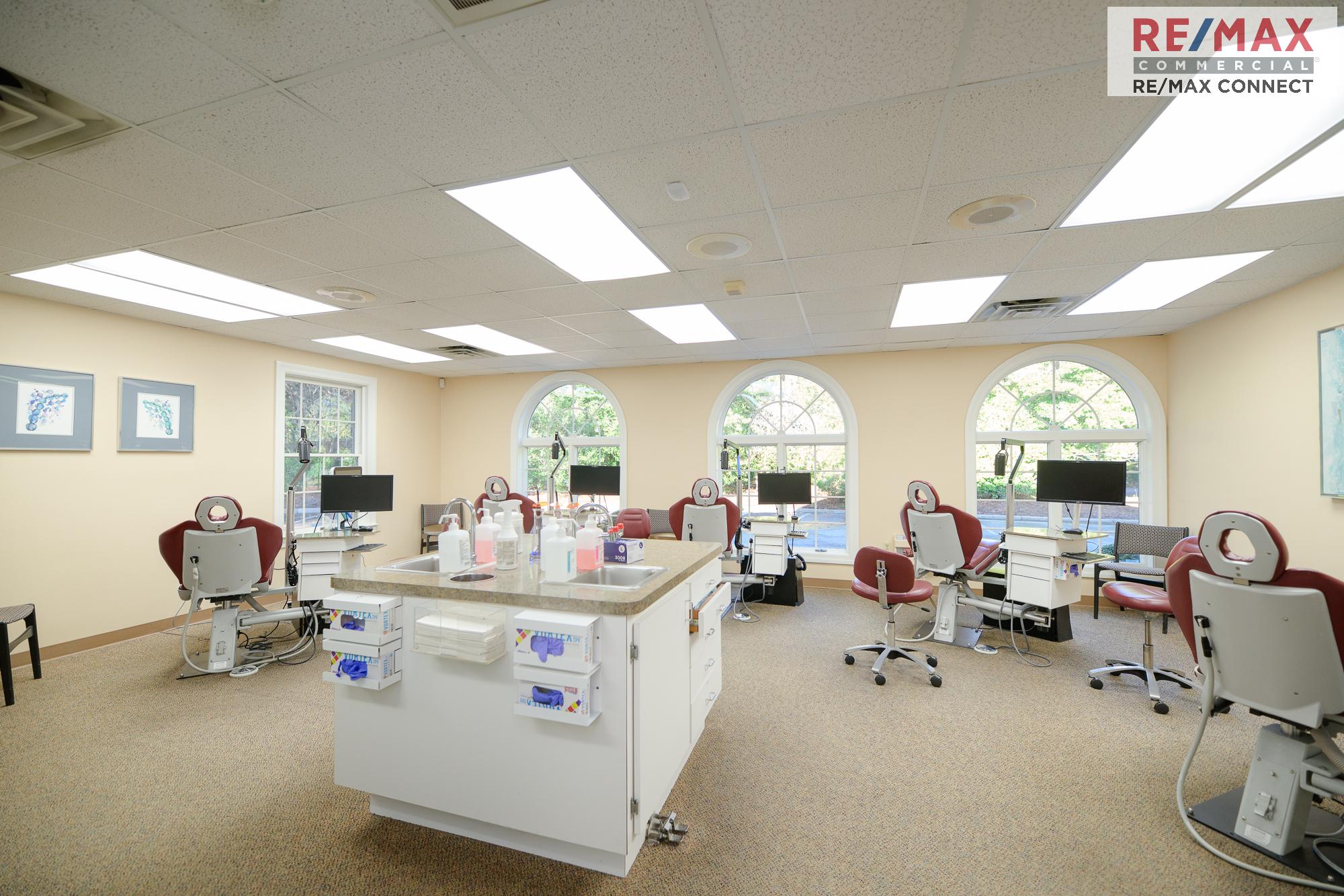 401 Oyster Point, 401 Oyster Point Road, Newport News, VA 23602