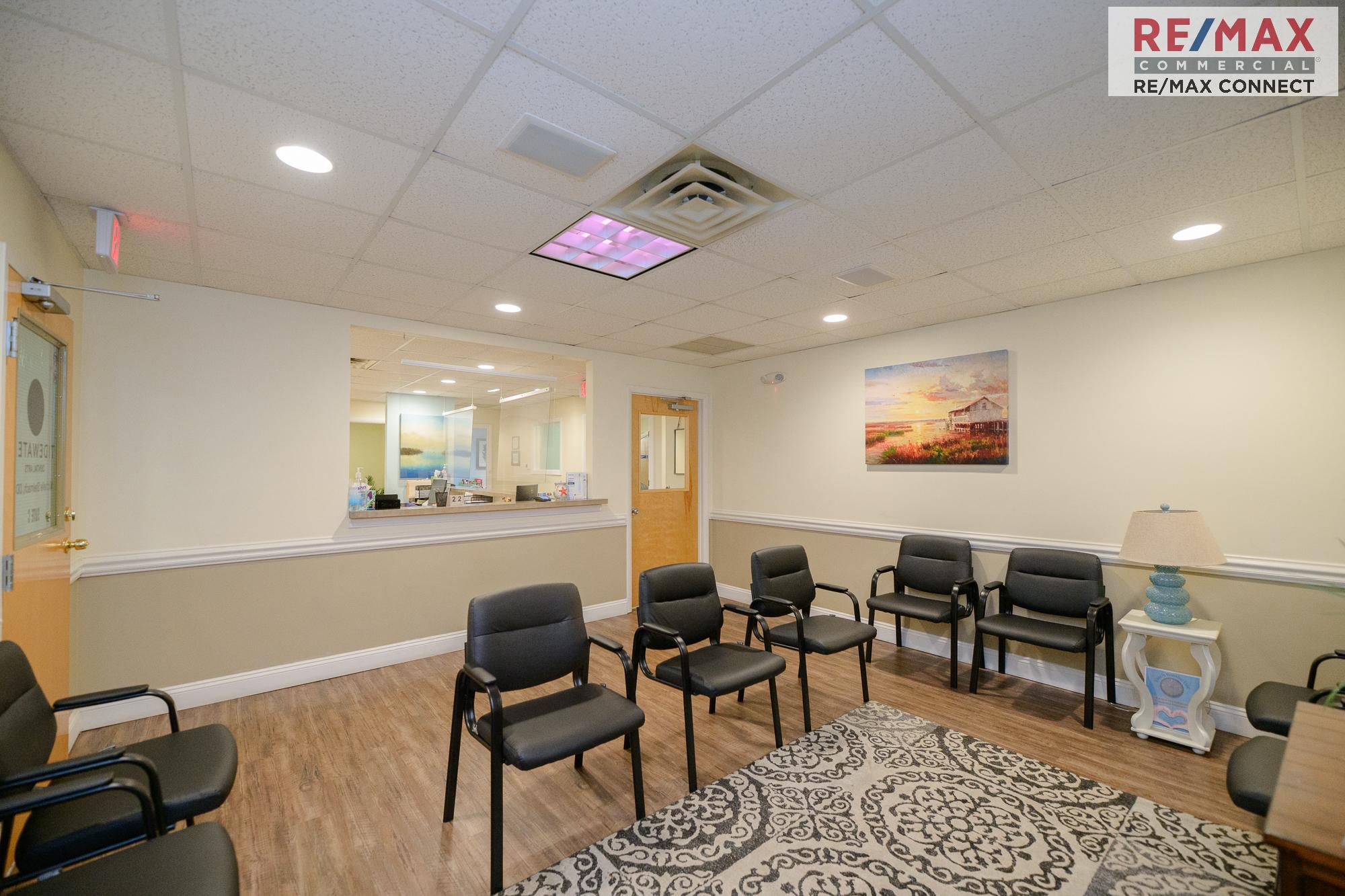 401 Oyster Point, 401 Oyster Point Road, Newport News, VA 23602