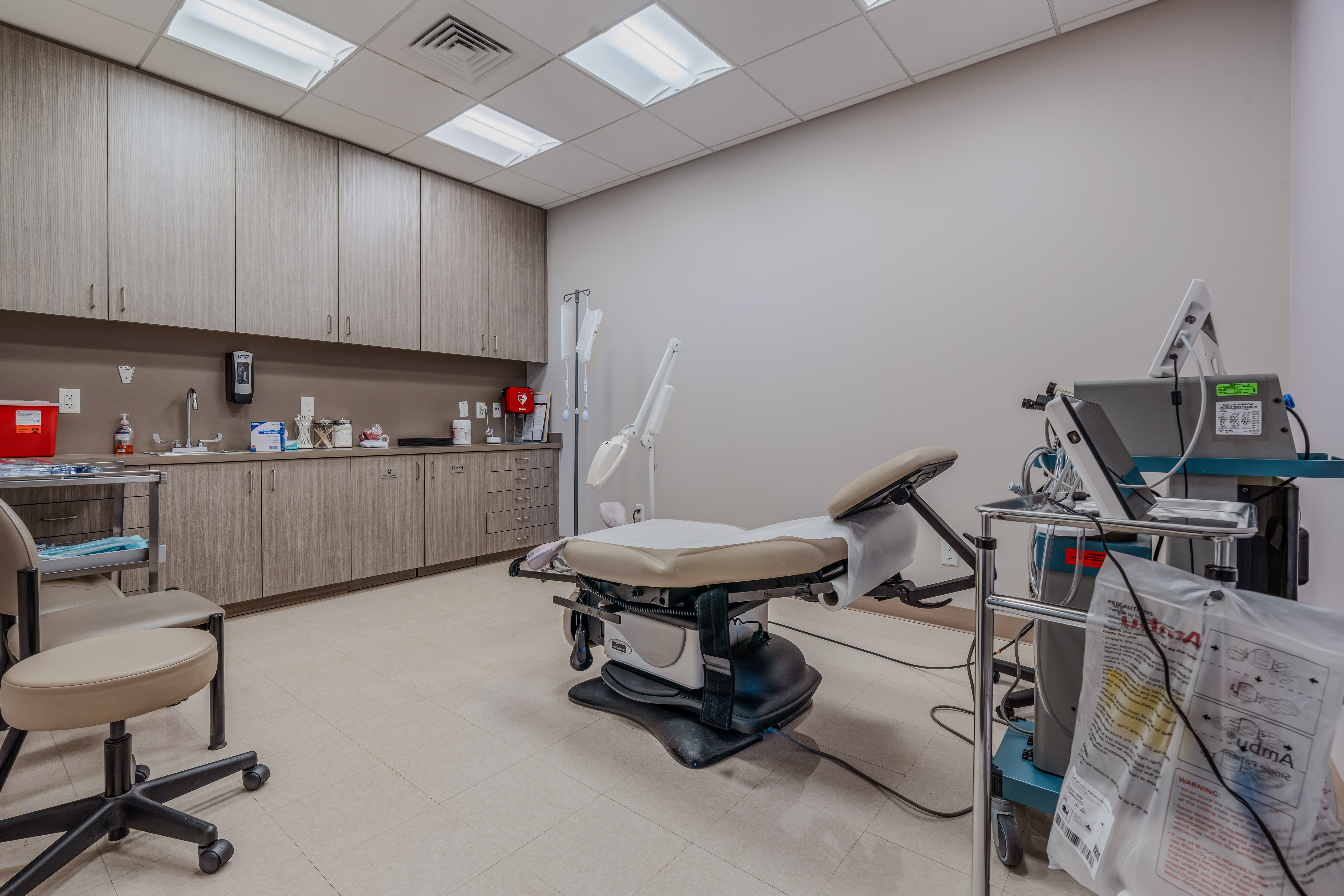 Medical Office - Sublease - Town Center One, 8950 Southwest 74th Court, Miami, FL 33143