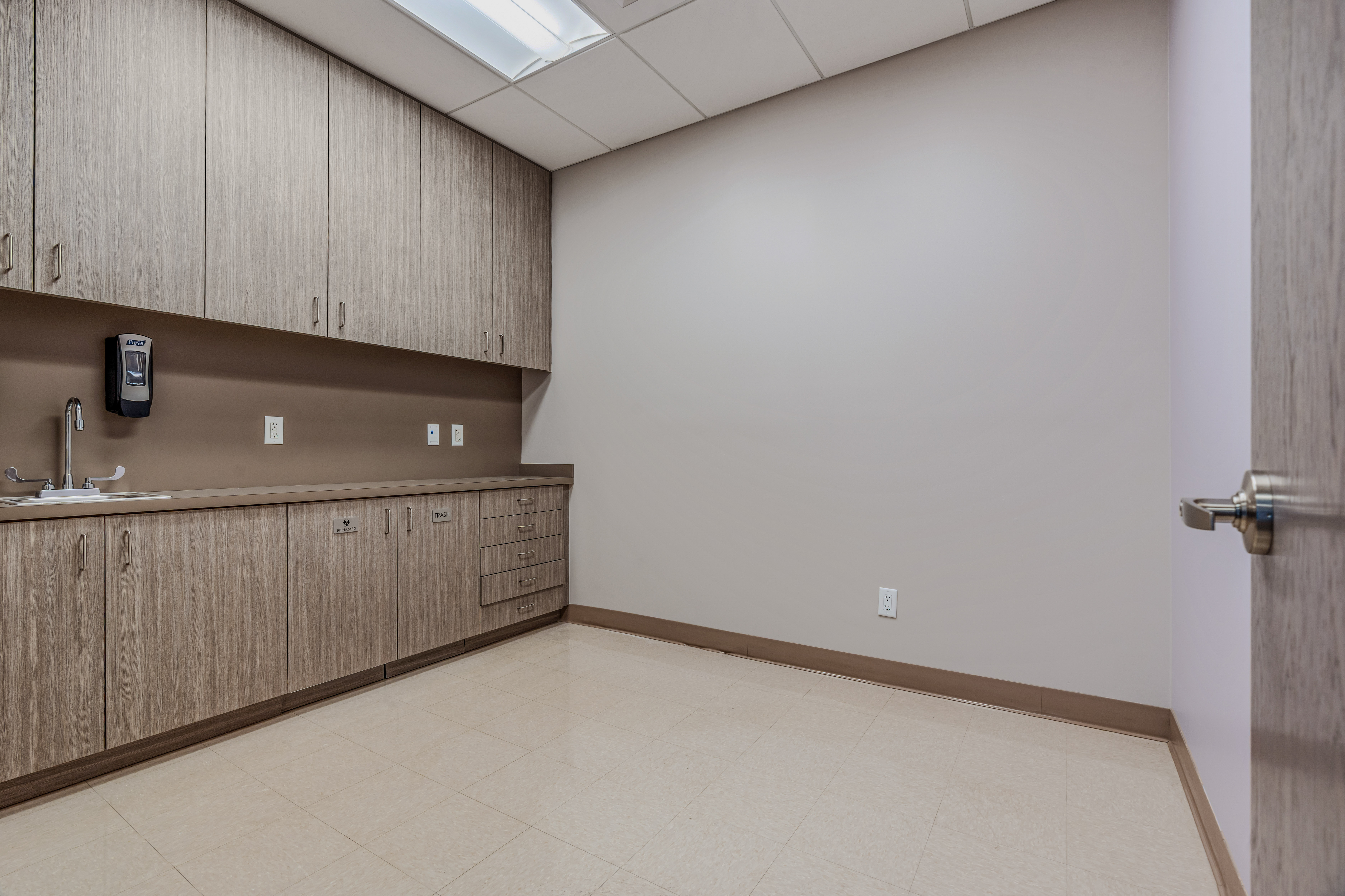 Medical Office - Sublease - Town Center One, 8950 Southwest 74th Court, Miami, FL 33143
