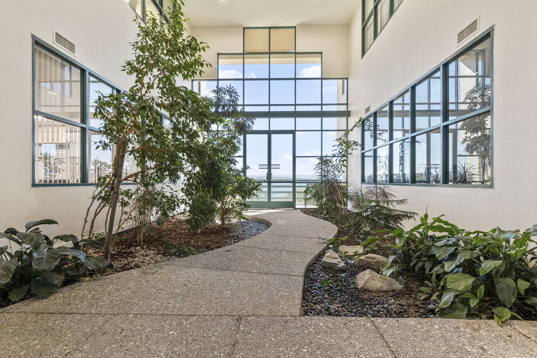 13620 Lincoln Way, Auburn, CA 95603