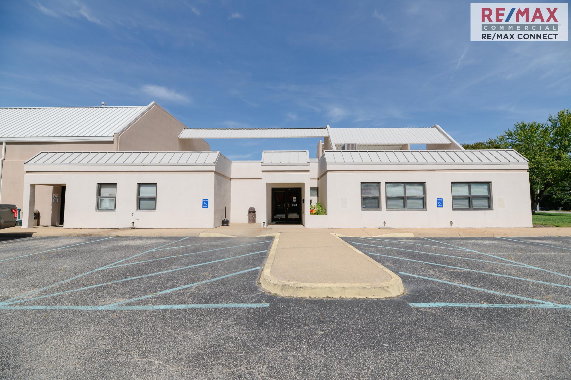 1033 Big Bethel , 1033 Big Bethel Road, Hampton, VA 23666