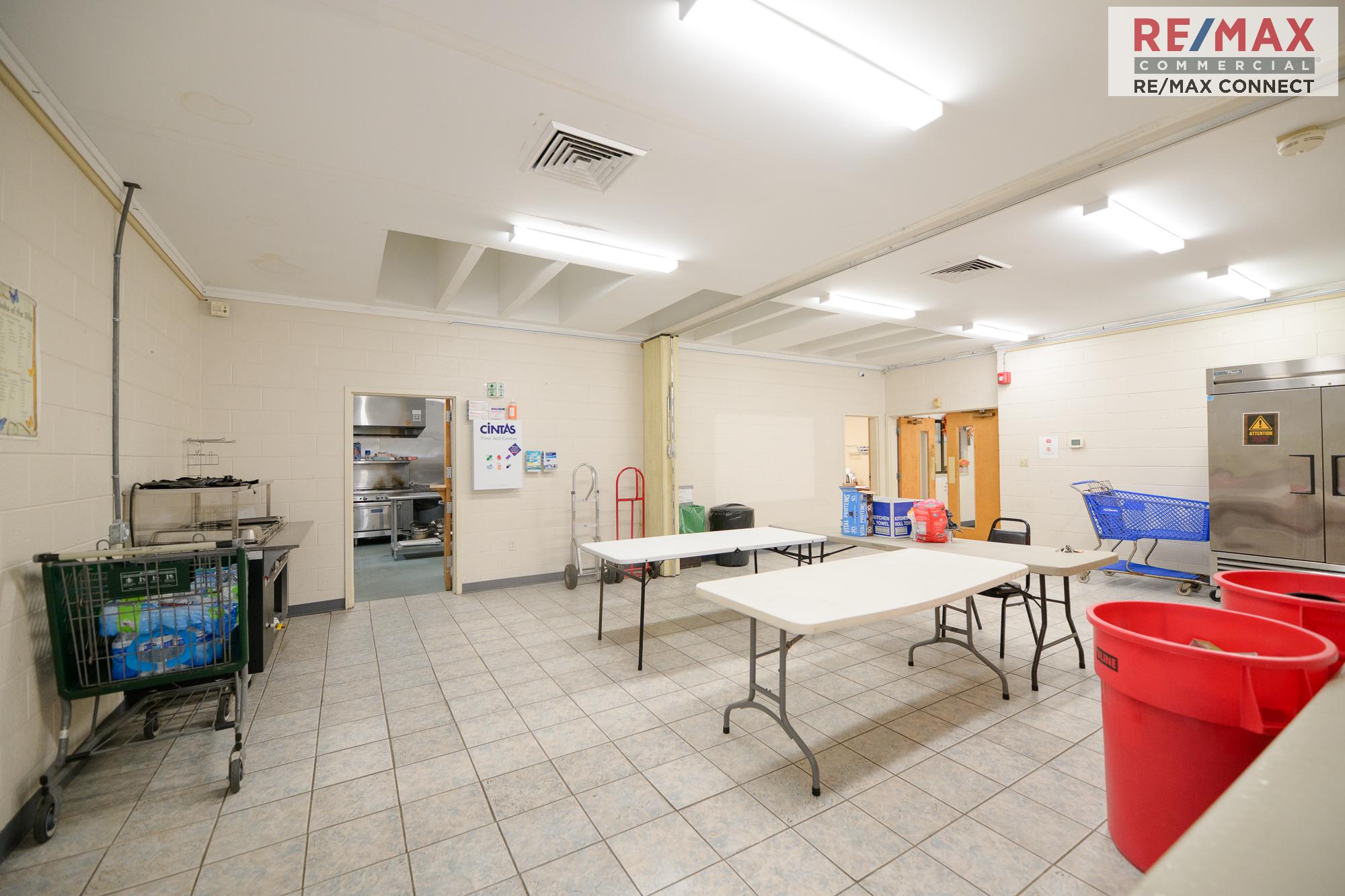 1033 Big Bethel , 1033 Big Bethel Road, Hampton, VA 23666