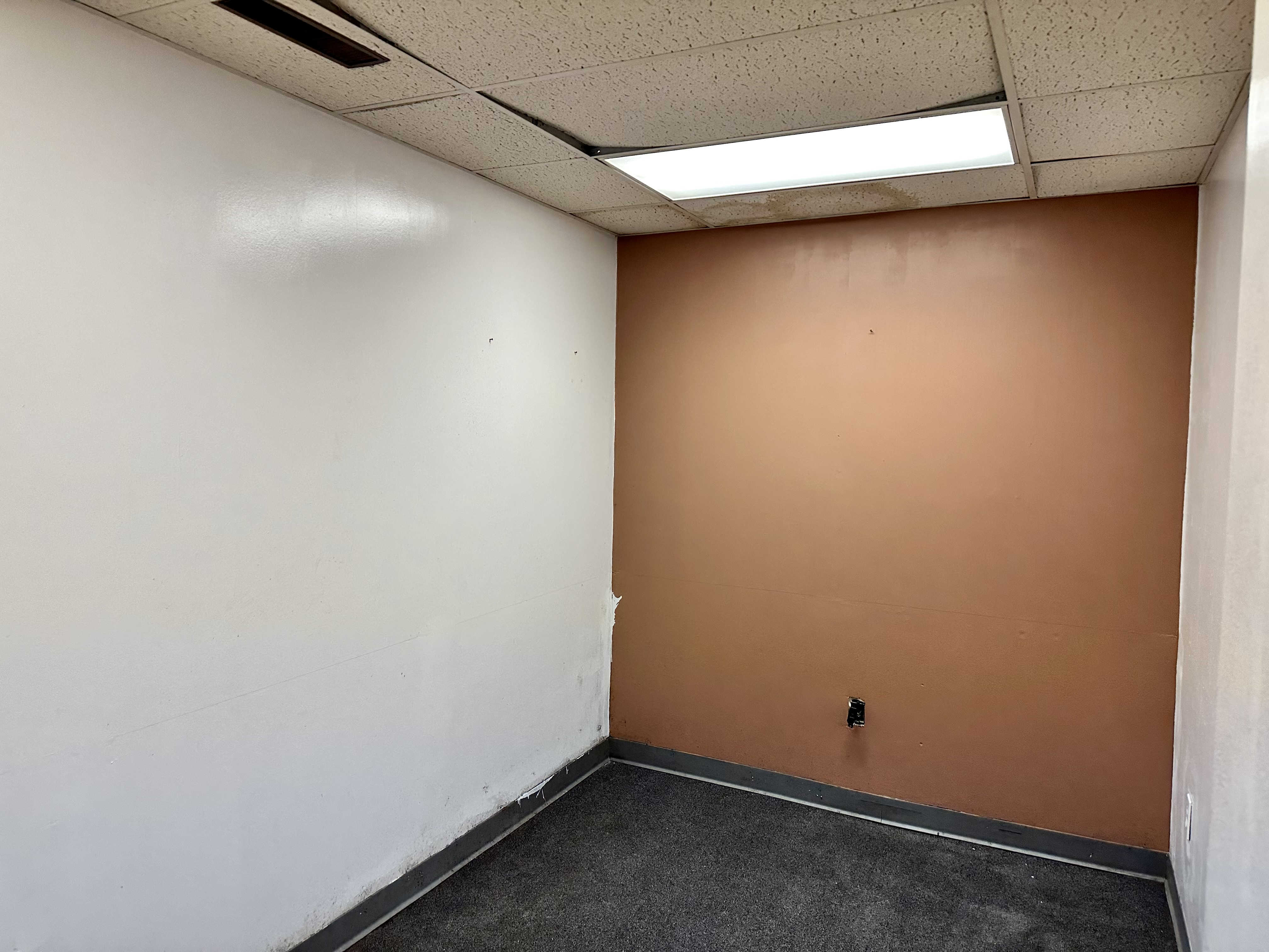 Office Warehouse For Sale, 2703 Turner Road, Lansing, MI 48906