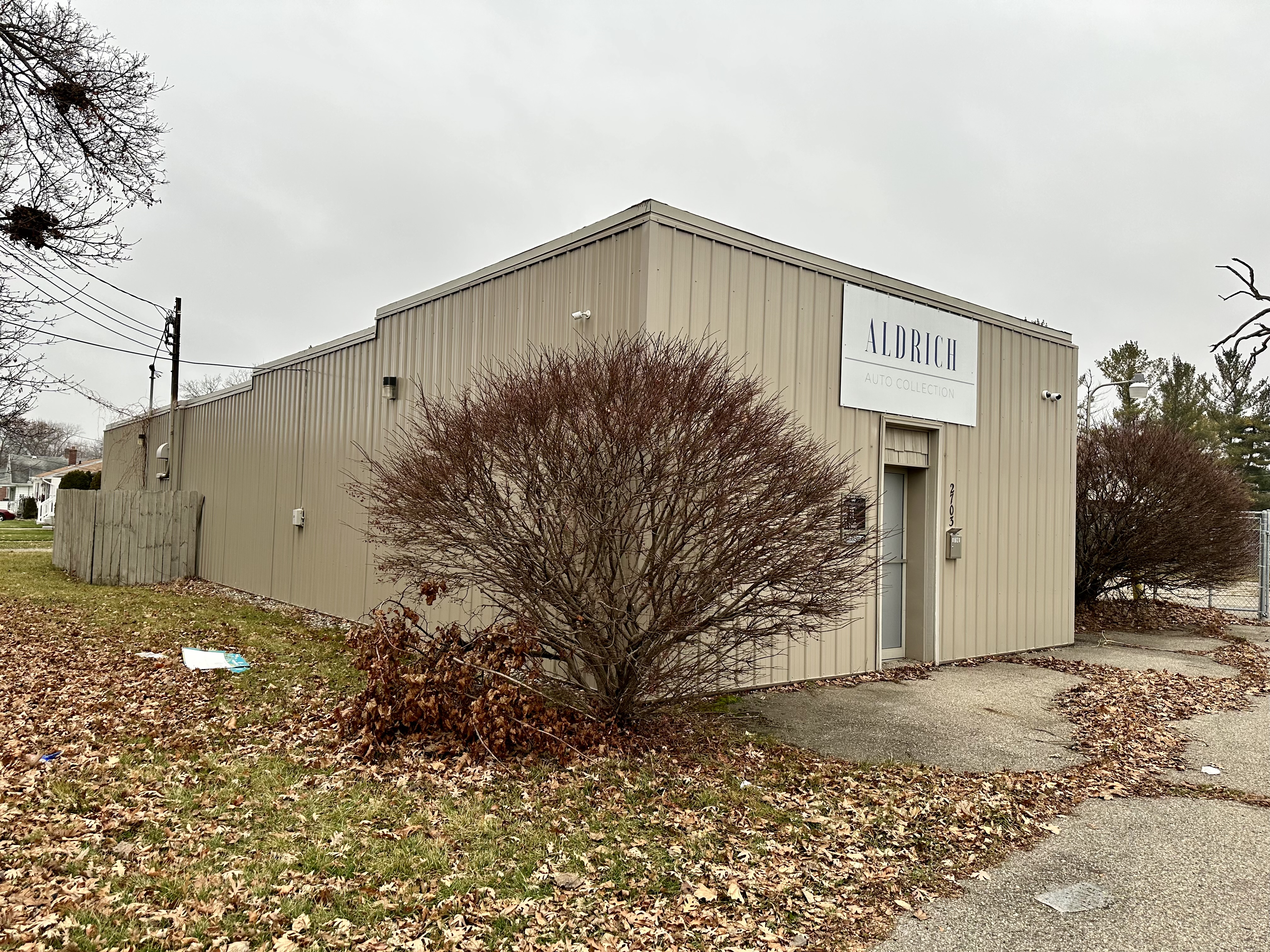 Office Warehouse For Sale, 2703 Turner Road, Lansing, MI 48906