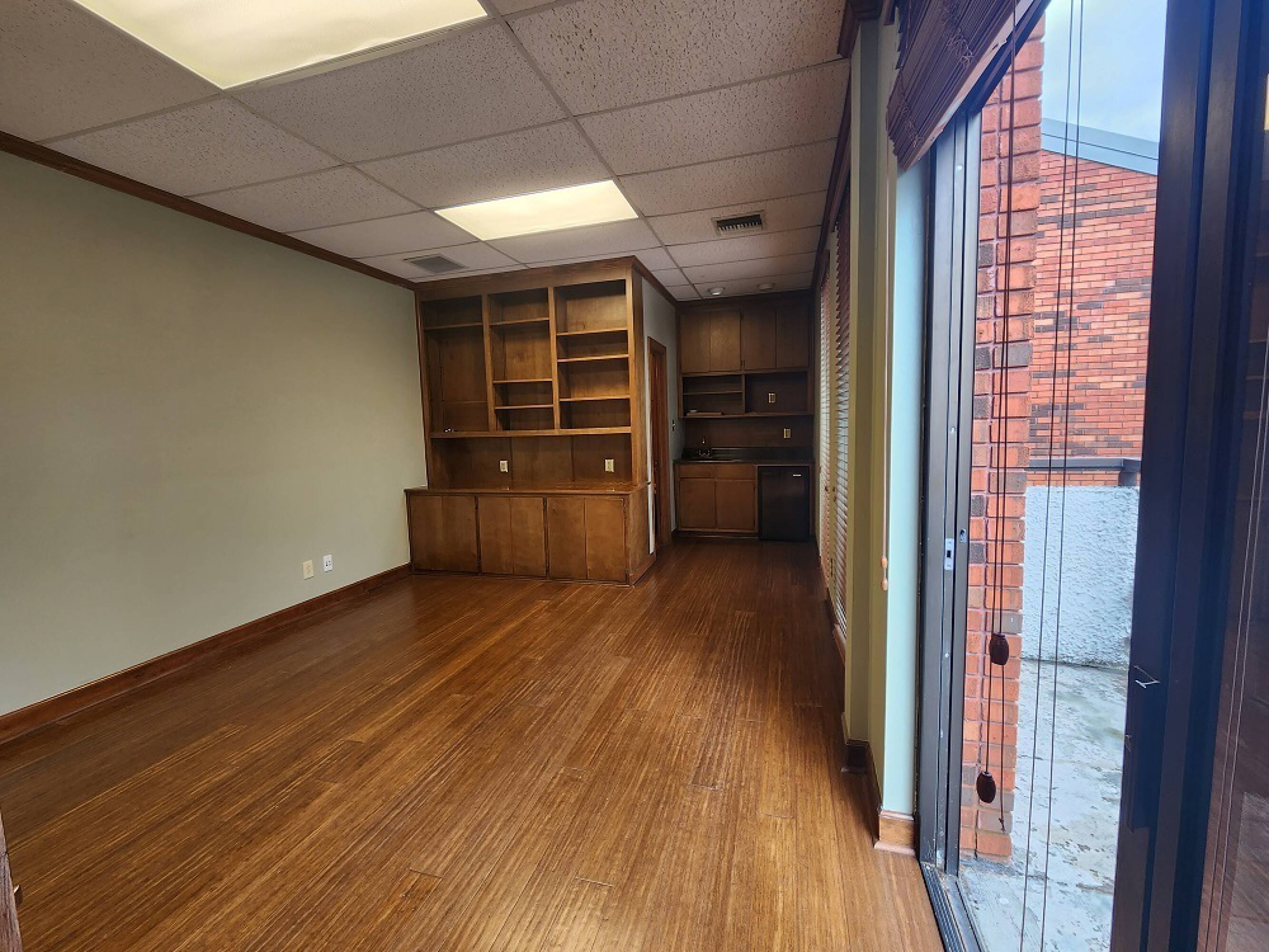 Huntsville - 303 Williams Ave - PRIME OFFICE CONDO for Lease, 303 Williams Avenue Southeast, Huntsville, AL 35801