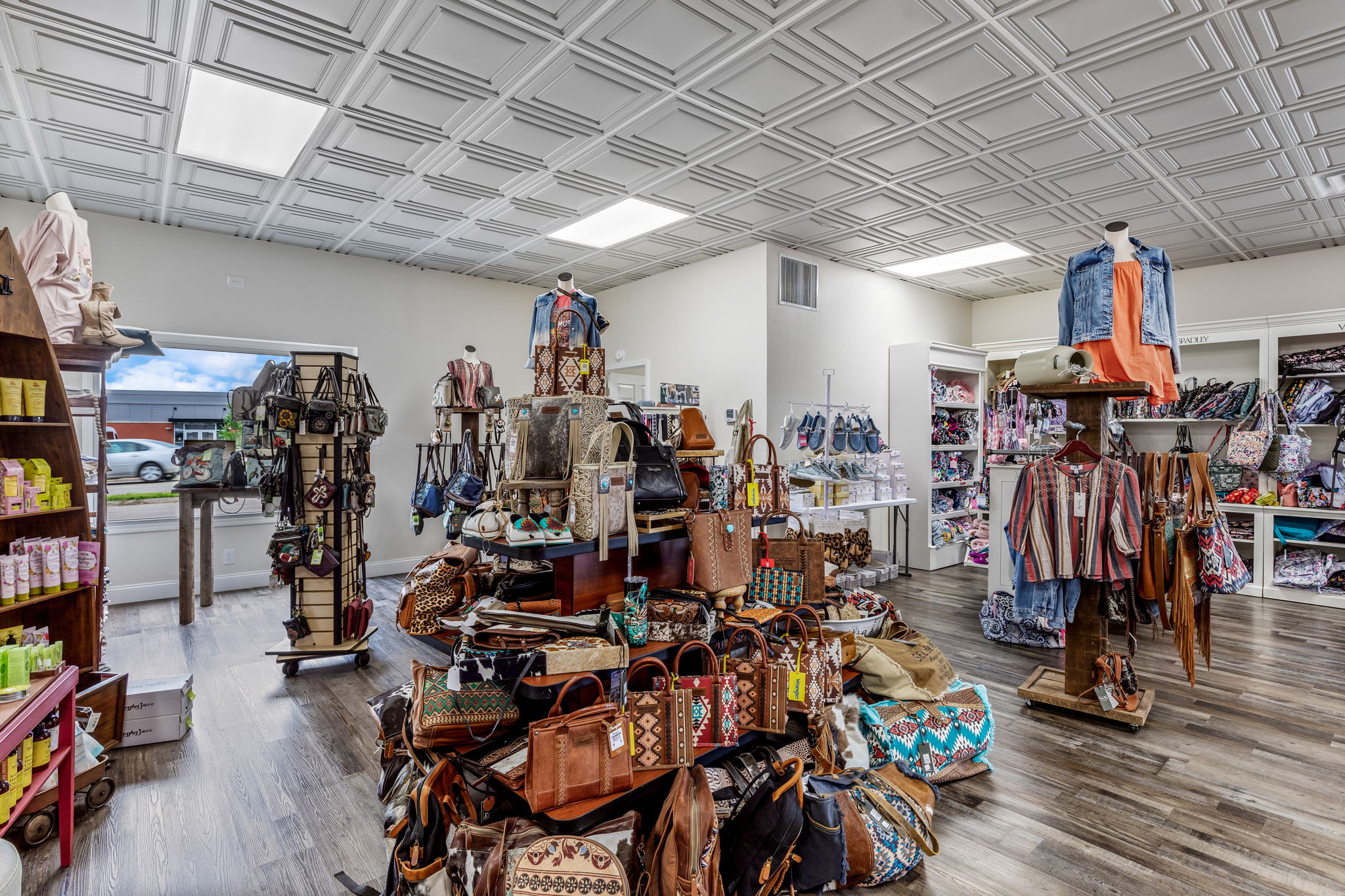650 Walton Dr., 650 Walton Drive, Farmington, MO 63640