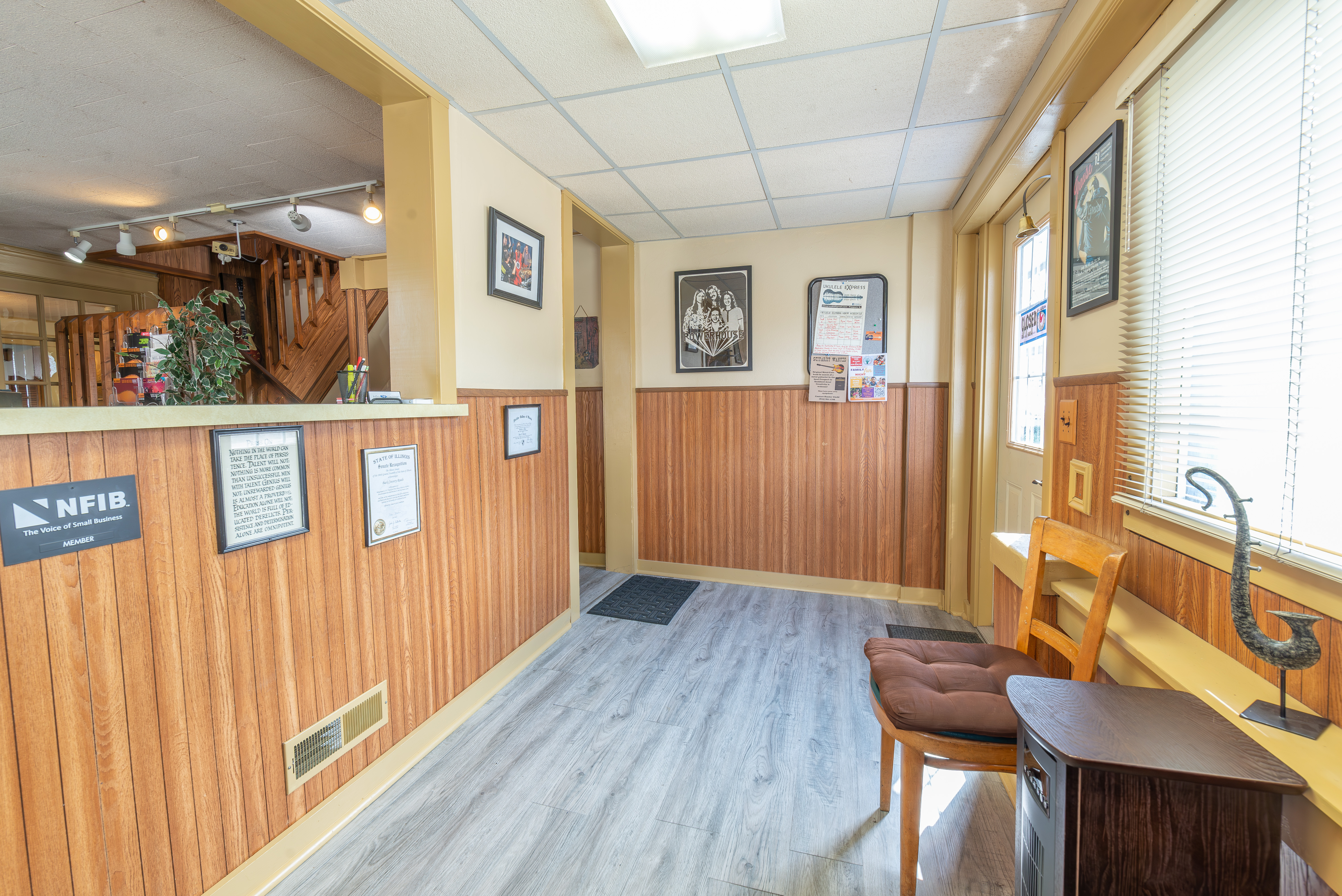 223 North Galena Avenue, Freeport, IL 61032