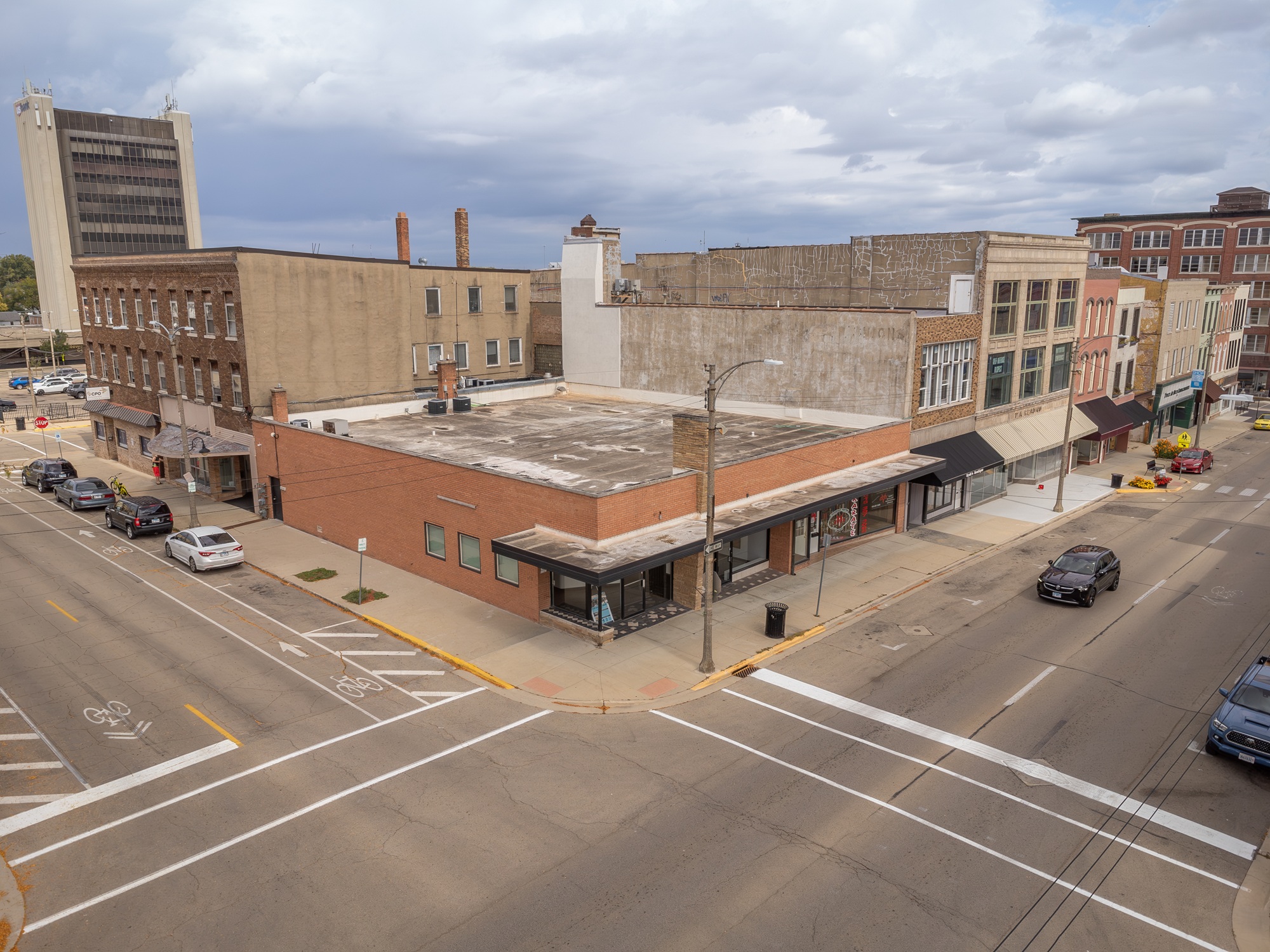 26 West Stephenson Street, Freeport, IL 61032