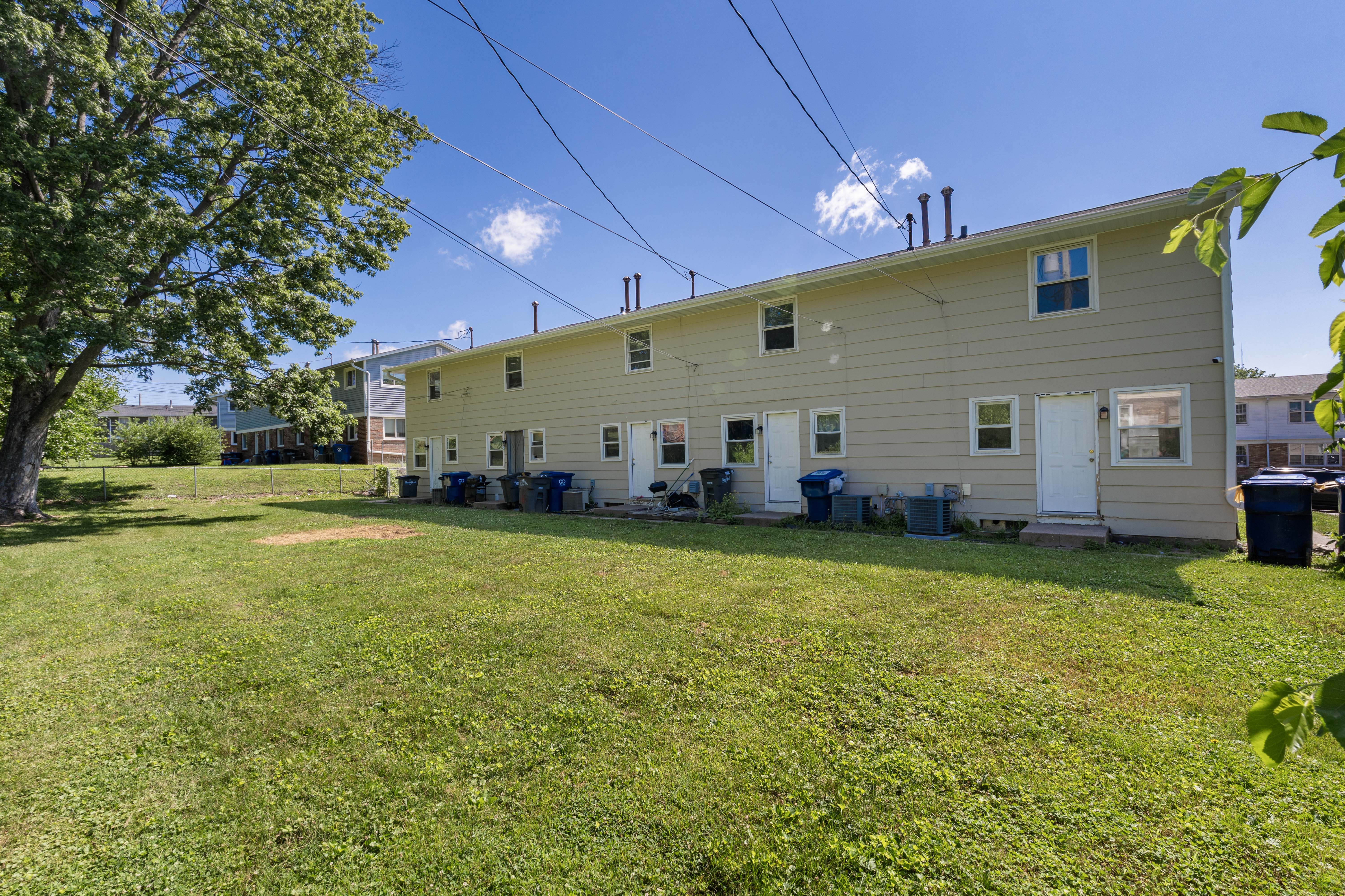 2704 Magnolia Drive, Bettendorf, IA 52722