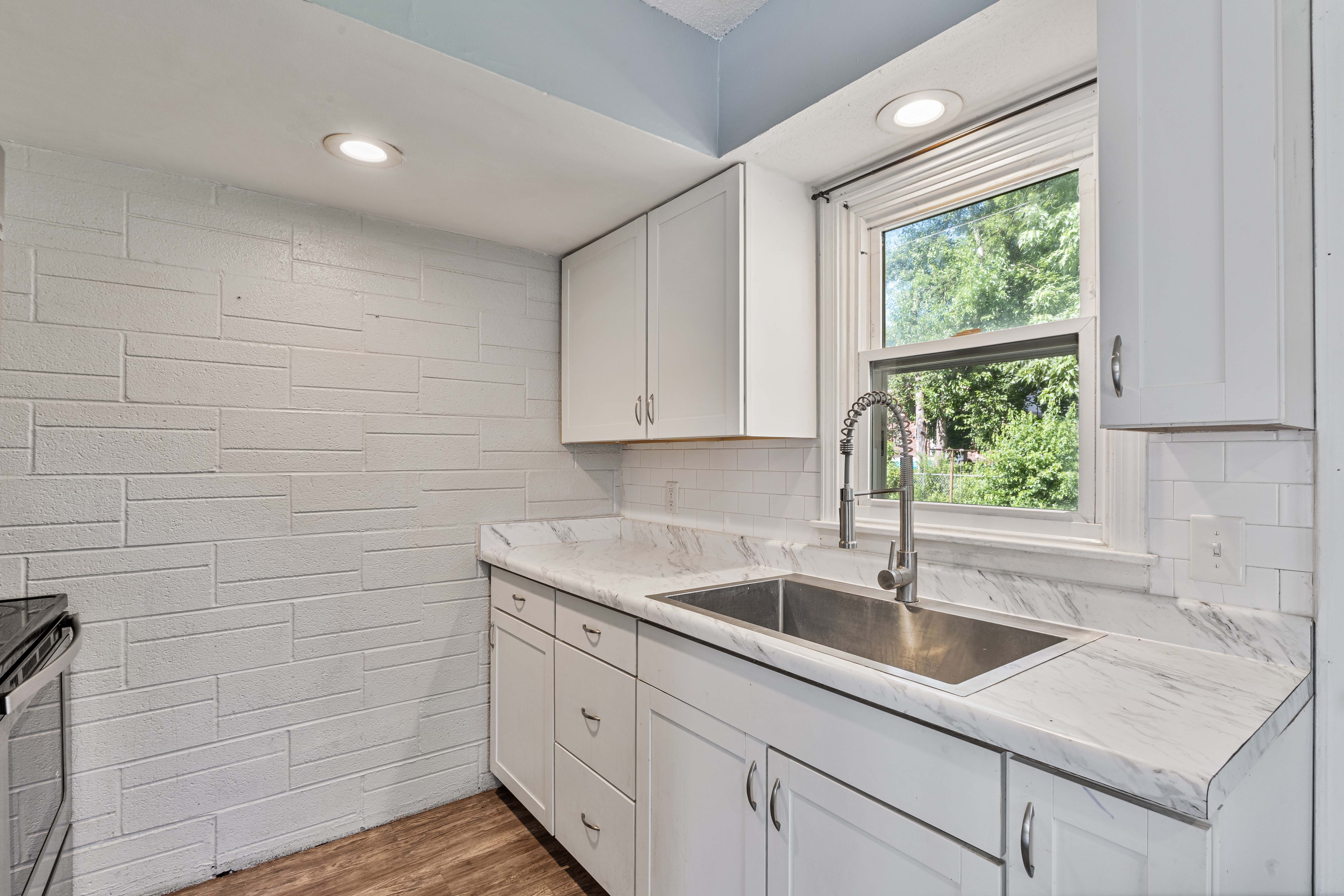 2704 Magnolia Drive, Bettendorf, IA 52722