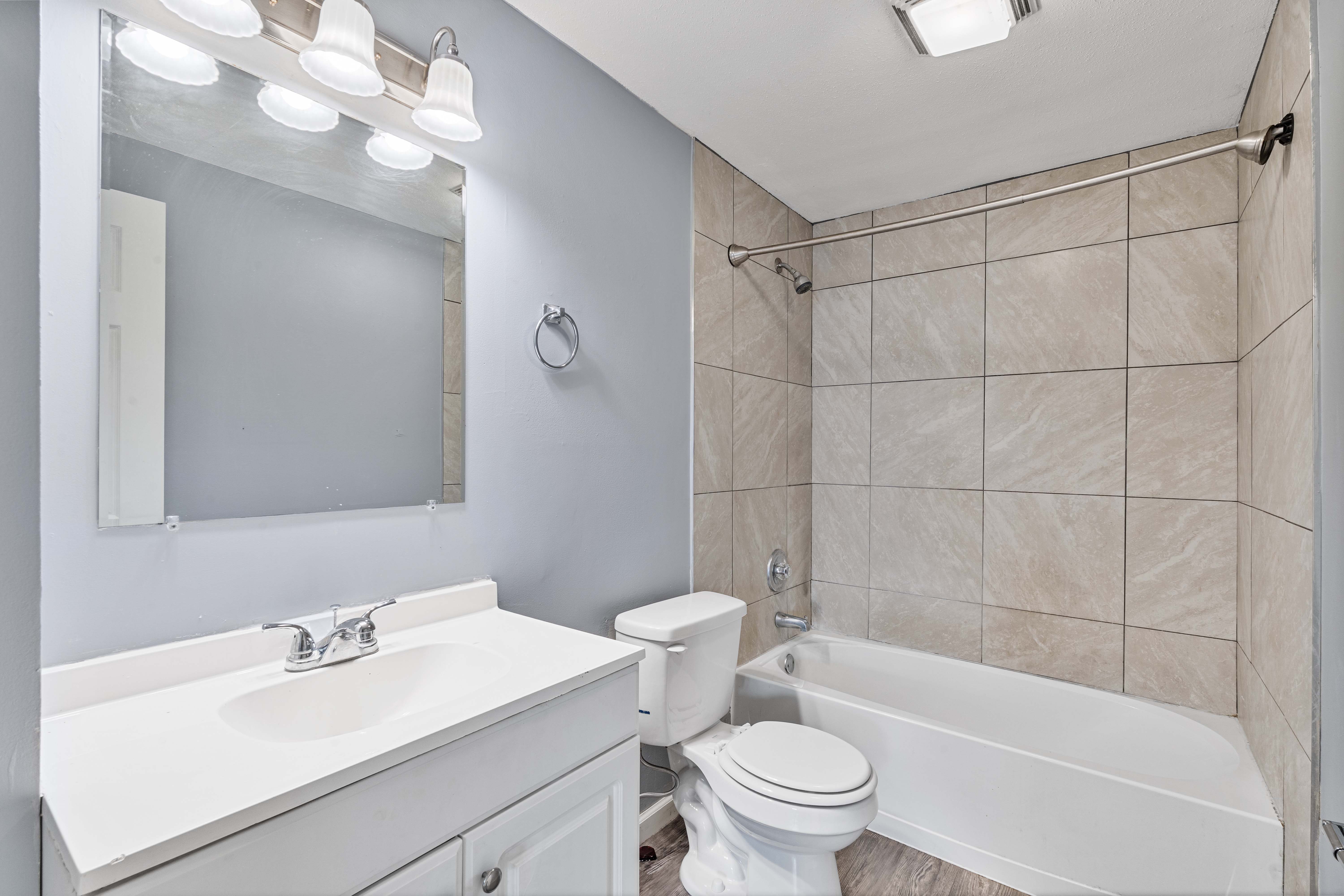 2704 Magnolia Drive, Bettendorf, IA 52722