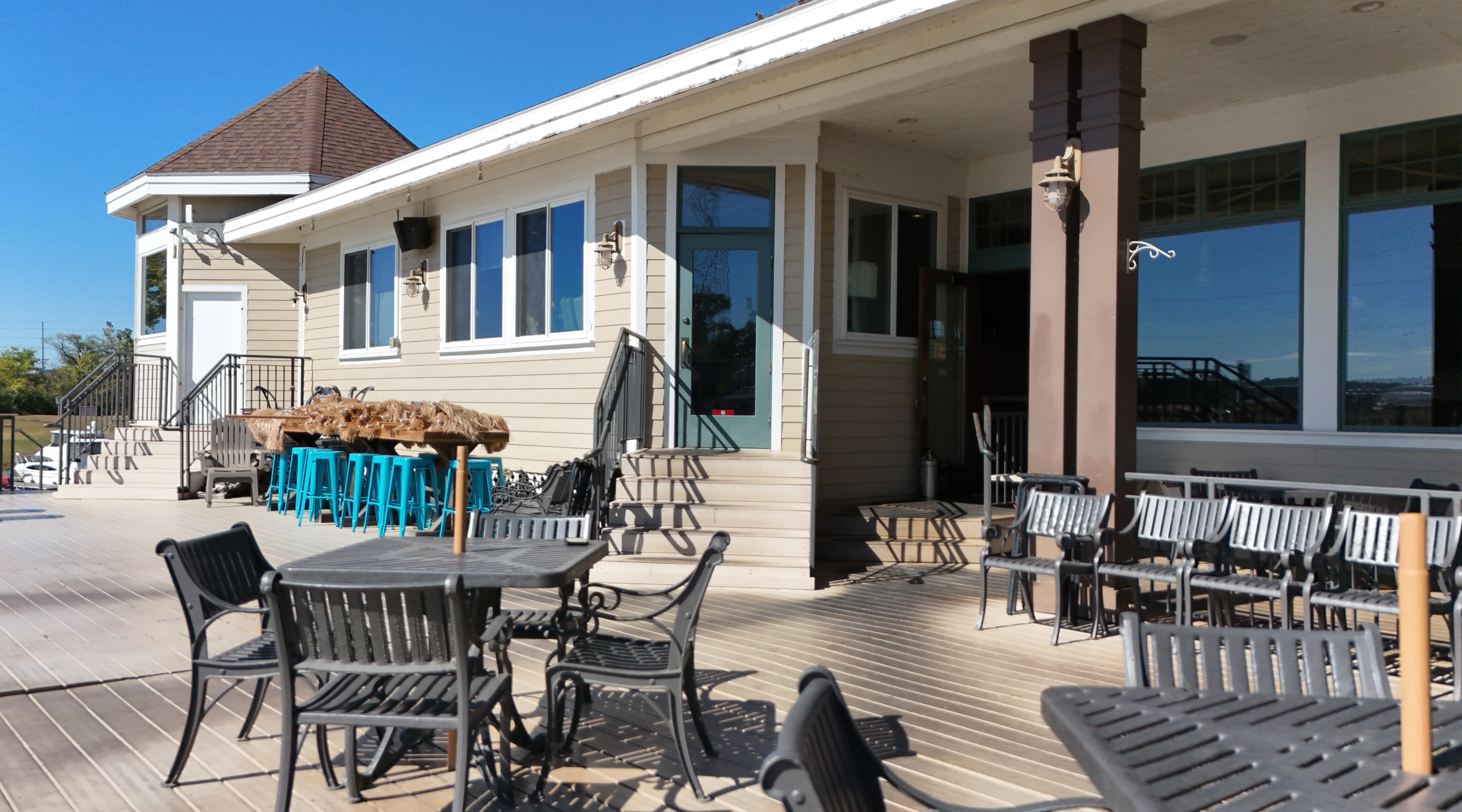 1630 East 16th Street, Dubuque, IA 52001