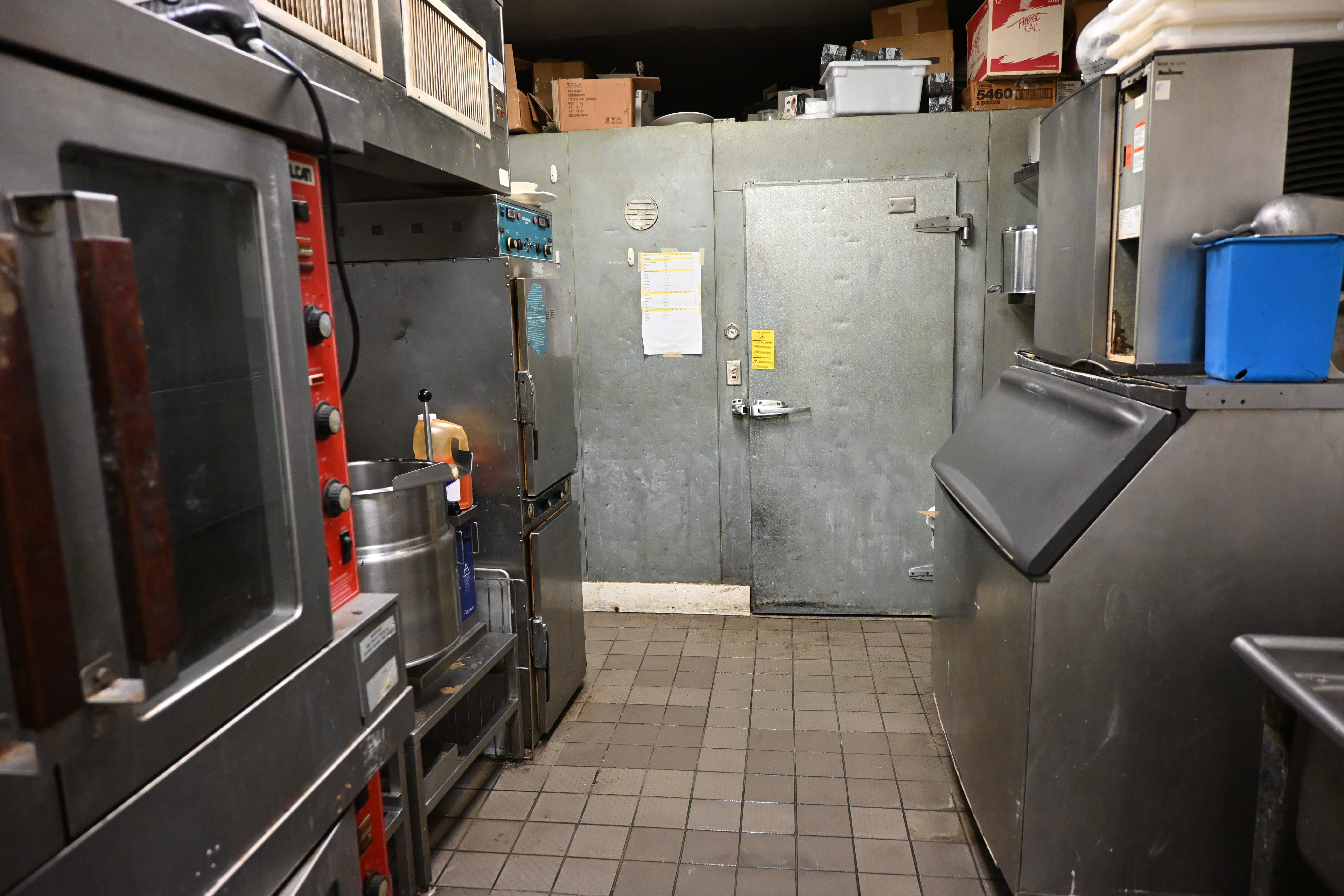 1630 East 16th Street, Dubuque, IA 52001