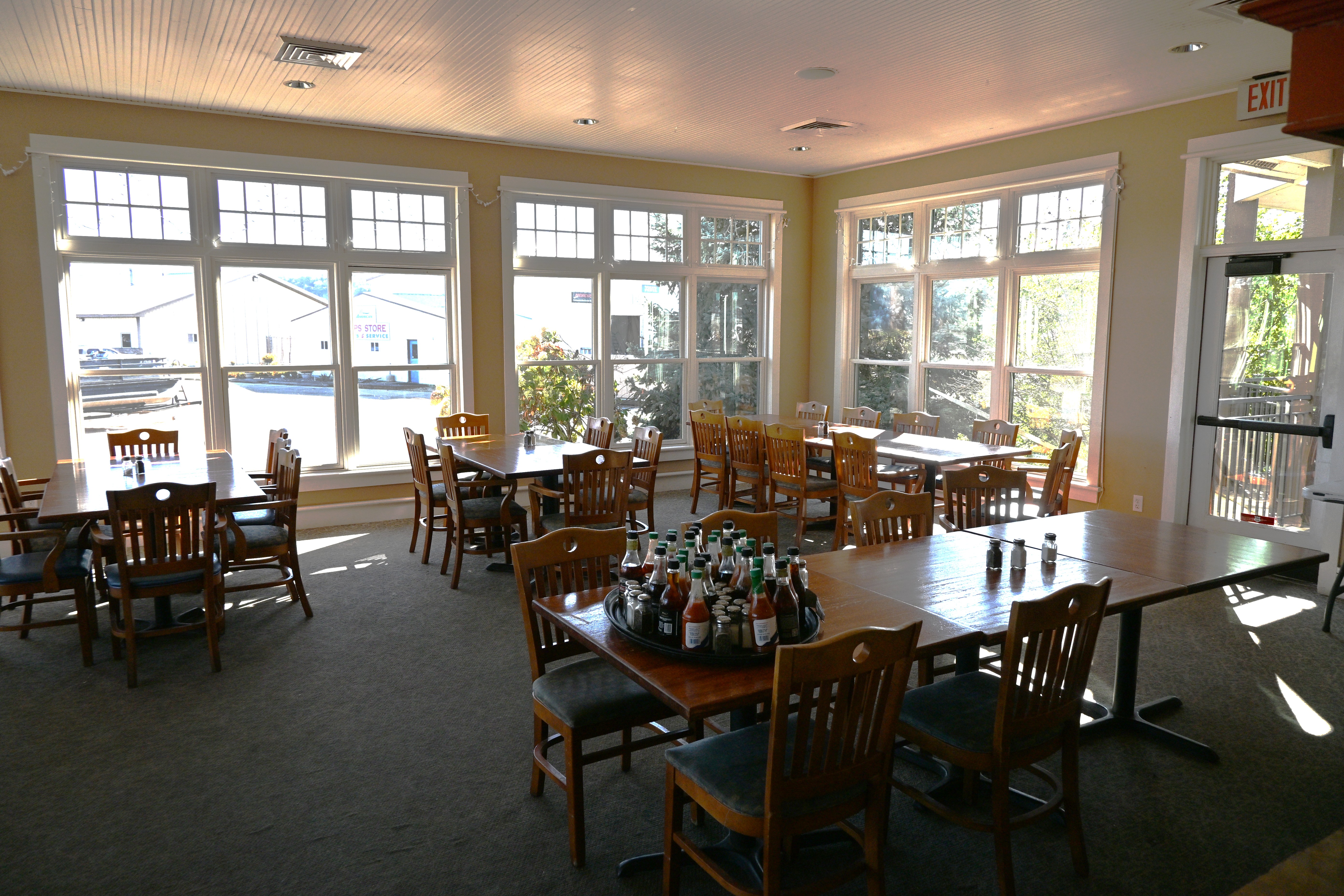 1630 East 16th Street, Dubuque, IA 52001