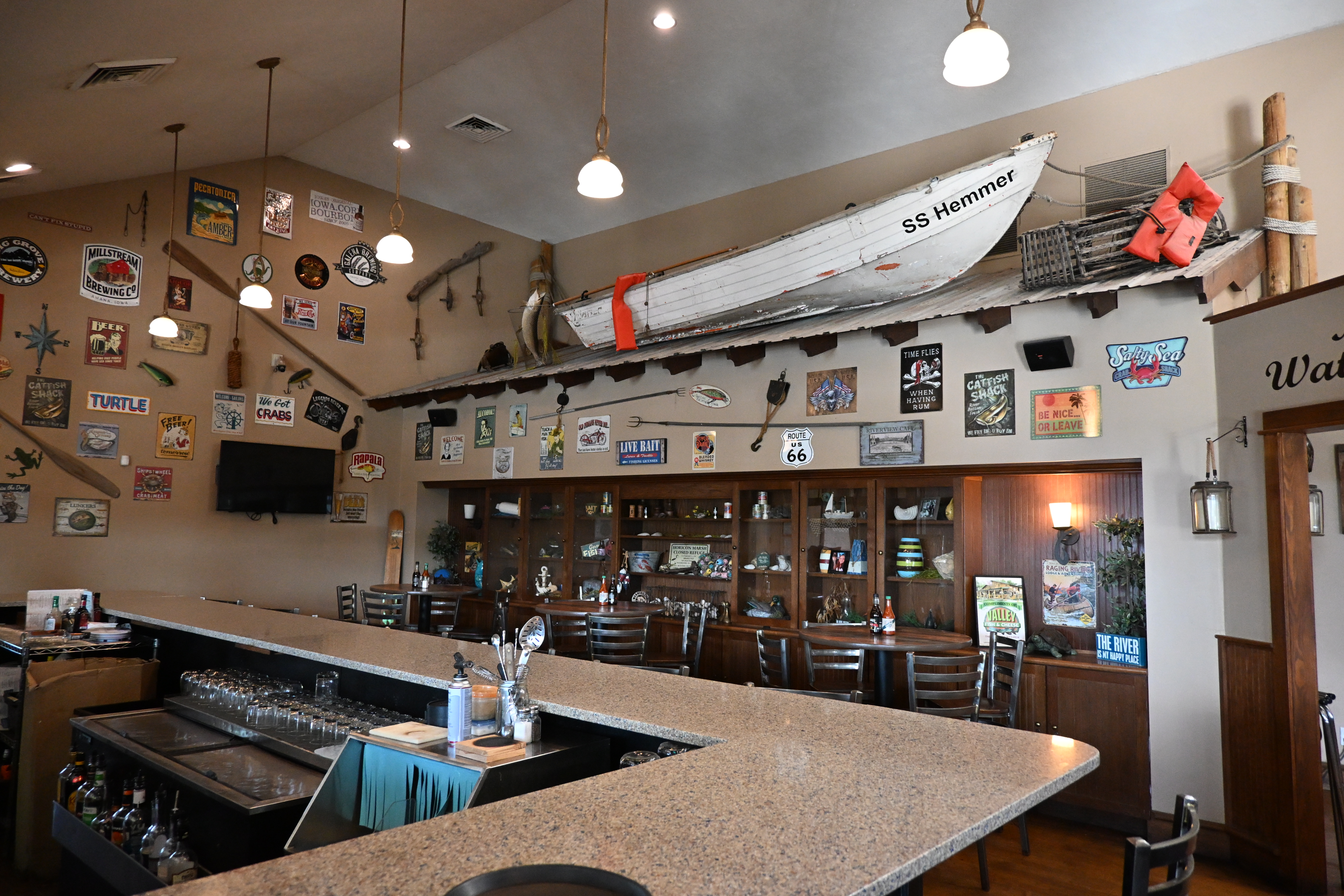 1630 East 16th Street, Dubuque, IA 52001