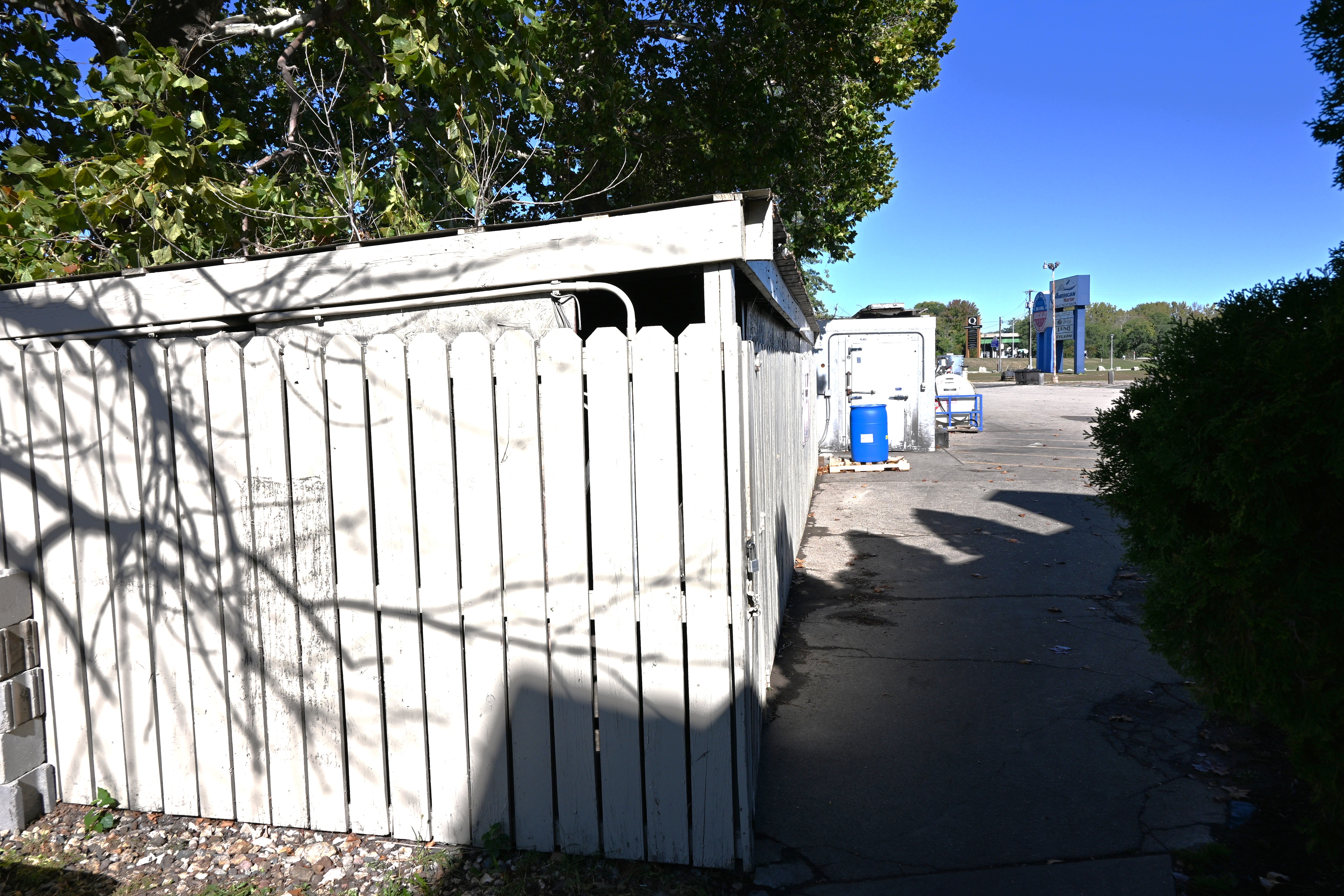 1630 East 16th Street, Dubuque, IA 52001