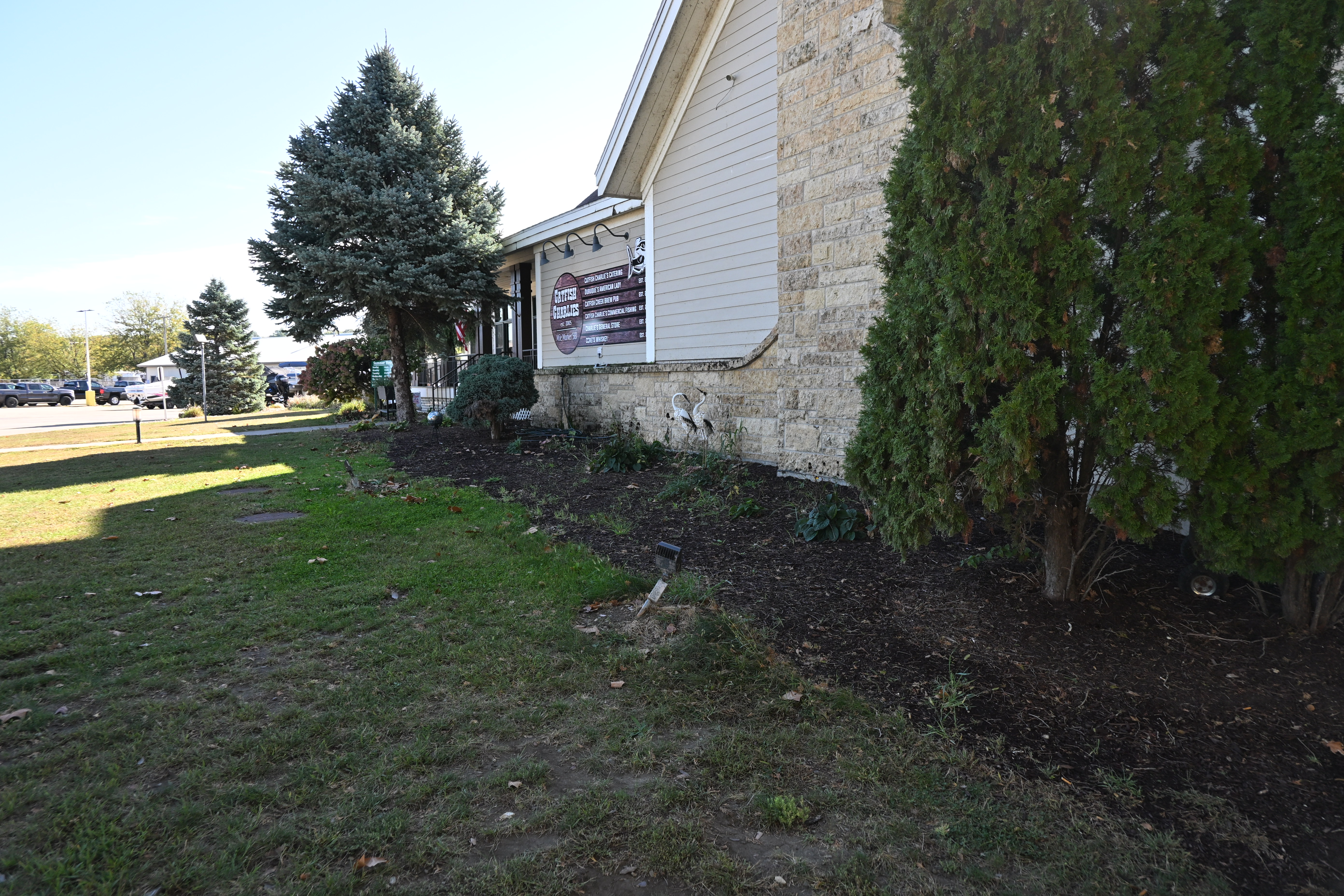 1630 East 16th Street, Dubuque, IA 52001