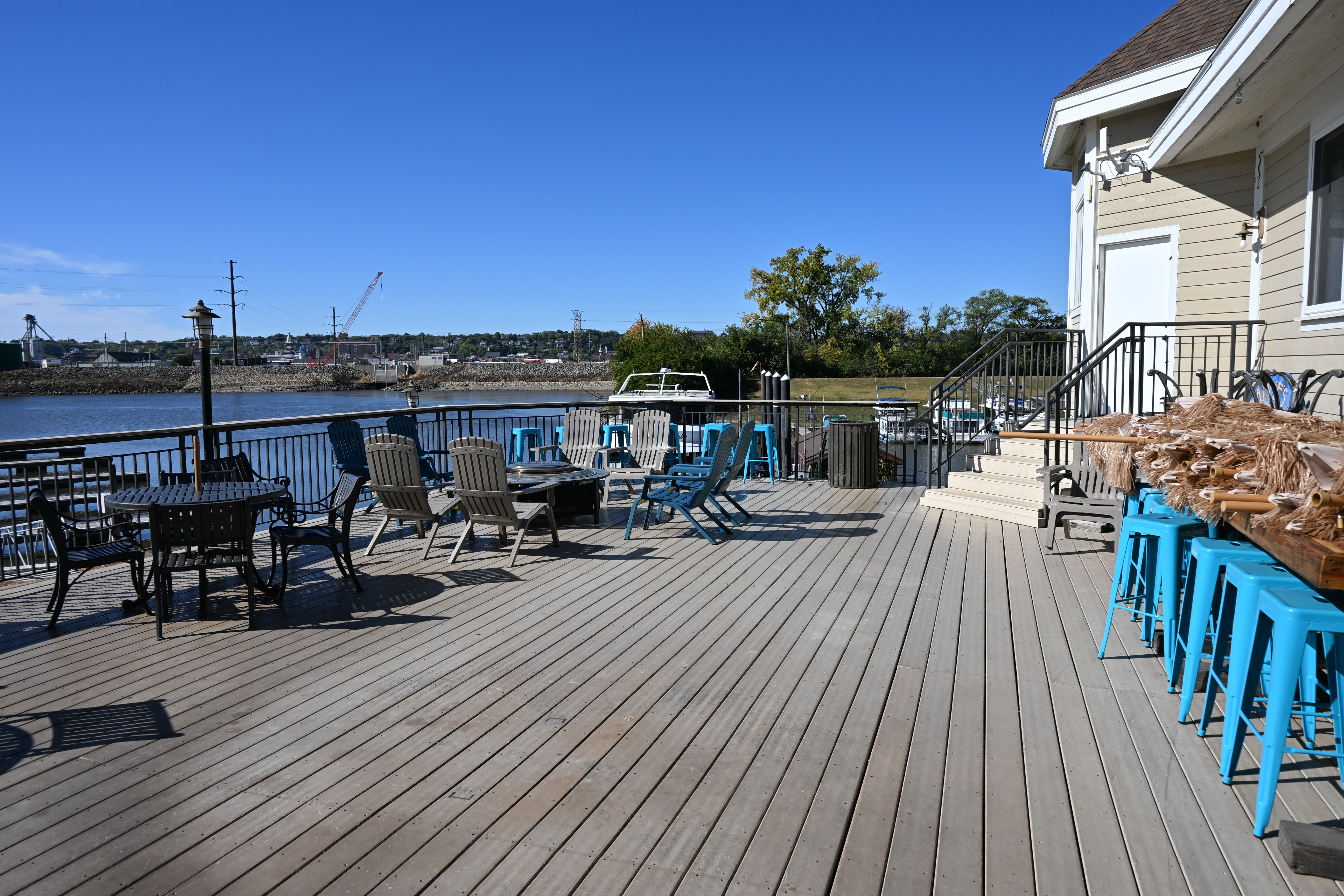 1630 East 16th Street, Dubuque, IA 52001