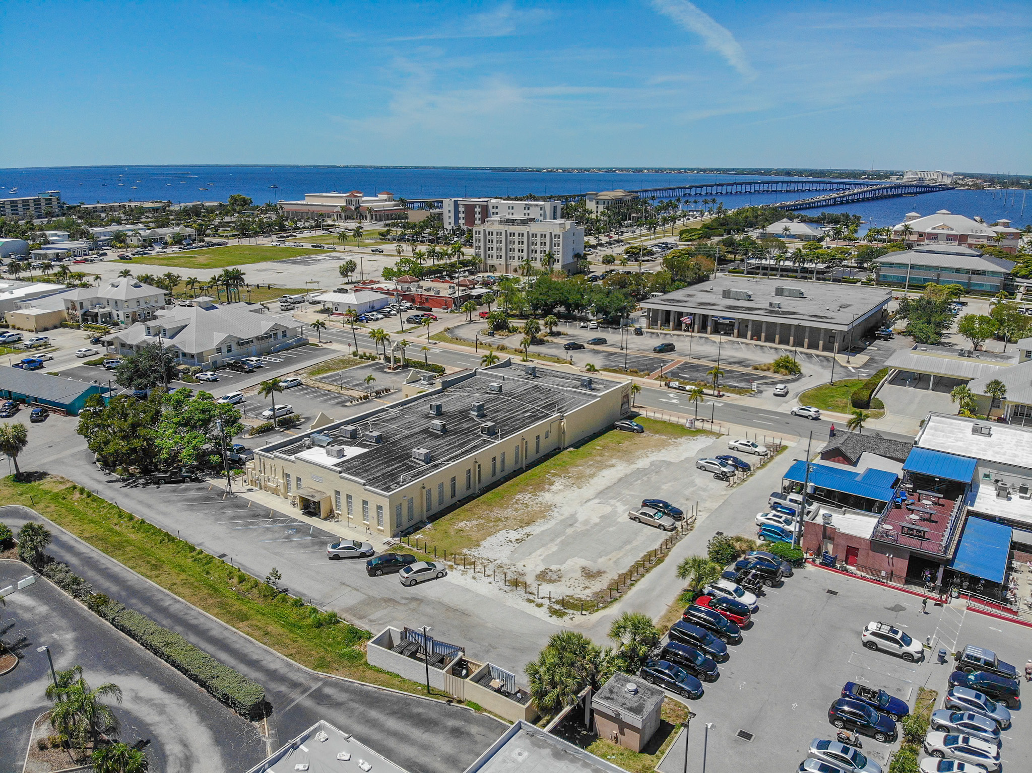 121 East Marion Avenue, Punta Gorda, FL 33950