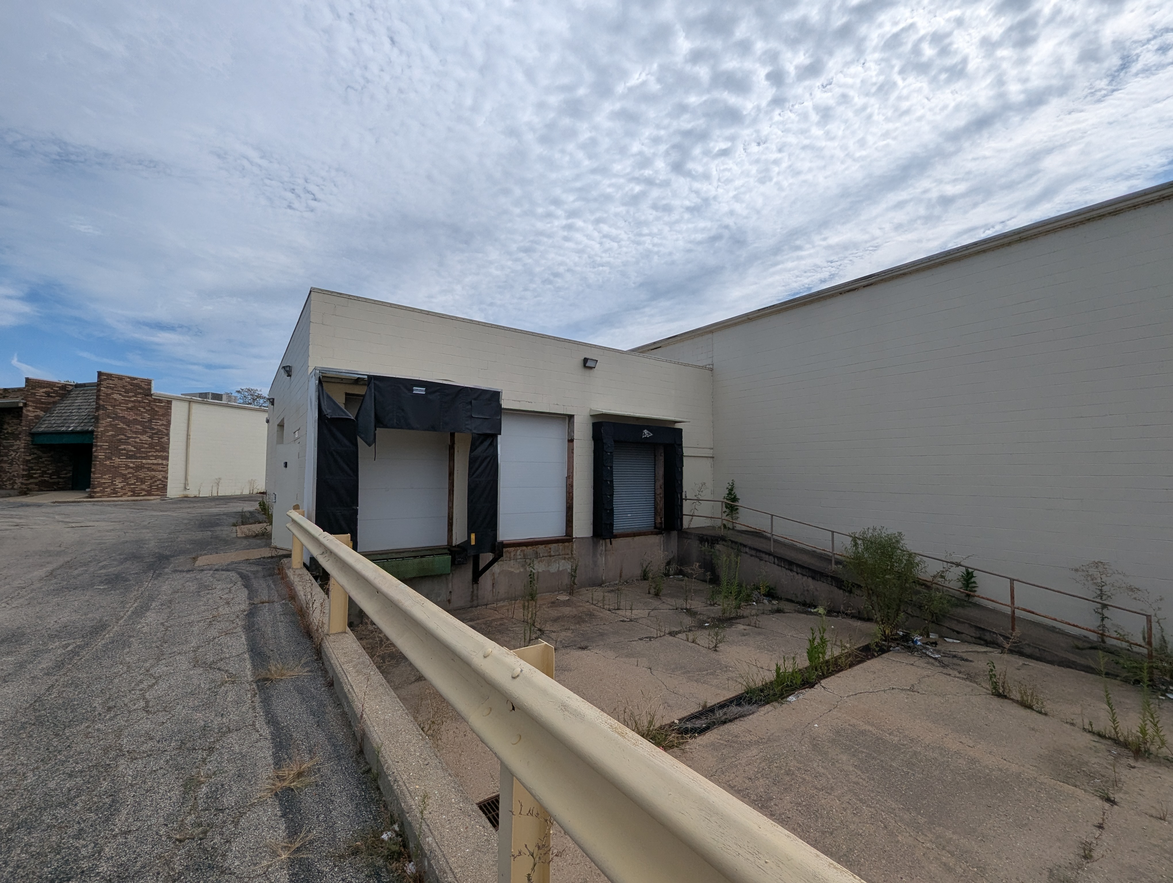 3245 Court St, 3245 Court Street, Pekin, IL 61554