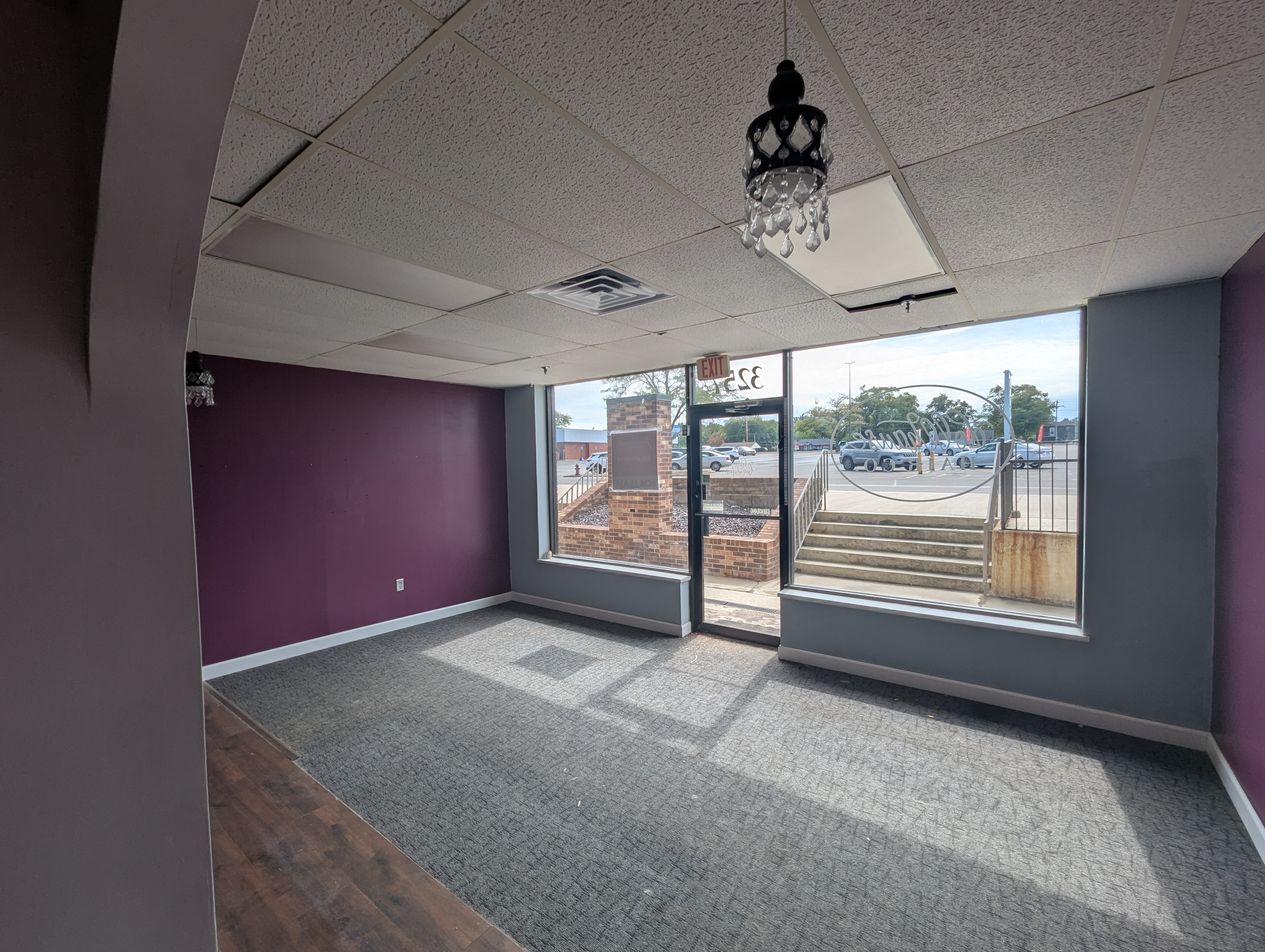 3245 Court St, 3245 Court Street, Pekin, IL 61554