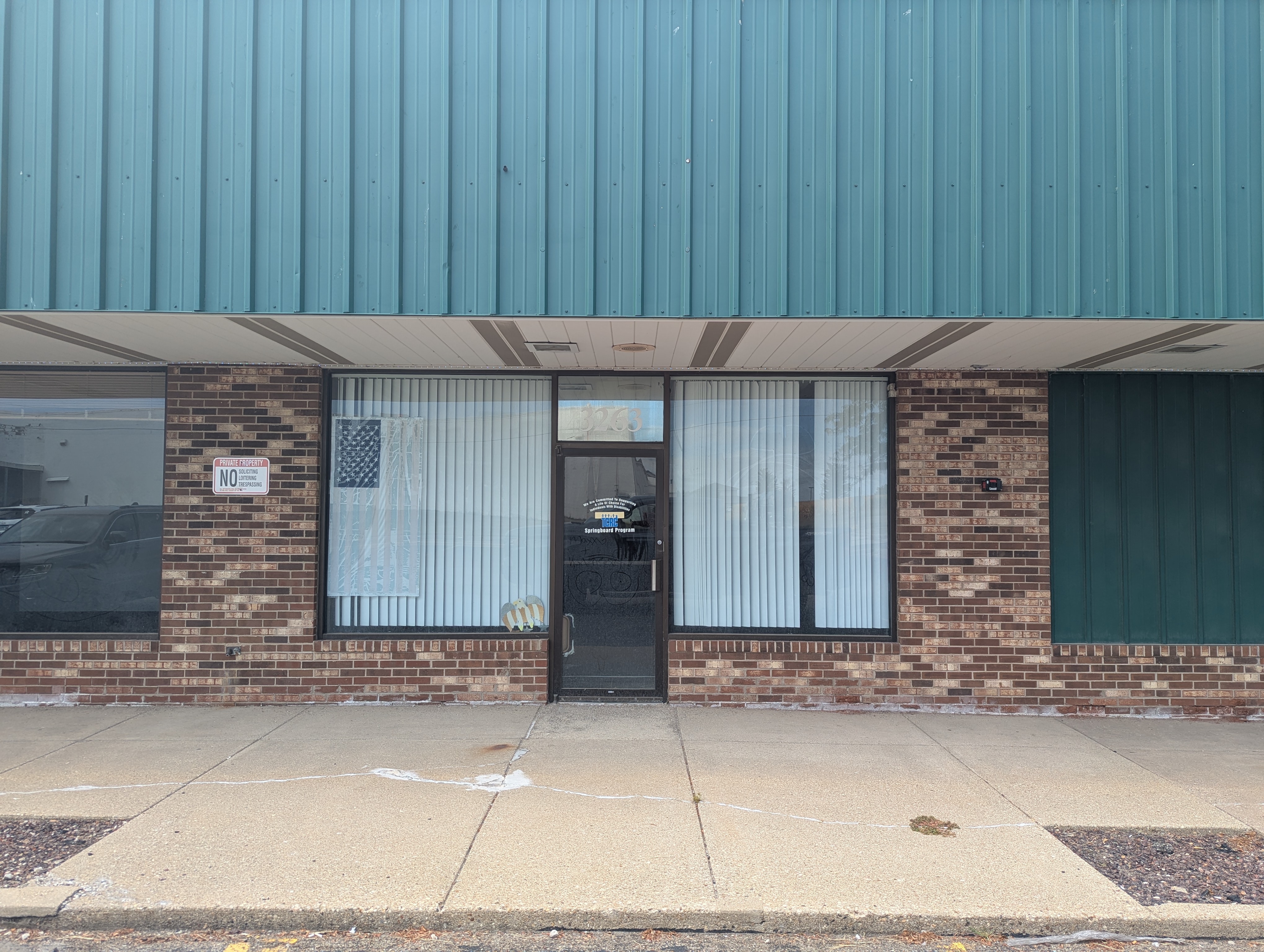 3245 Court St, 3245 Court Street, Pekin, IL 61554