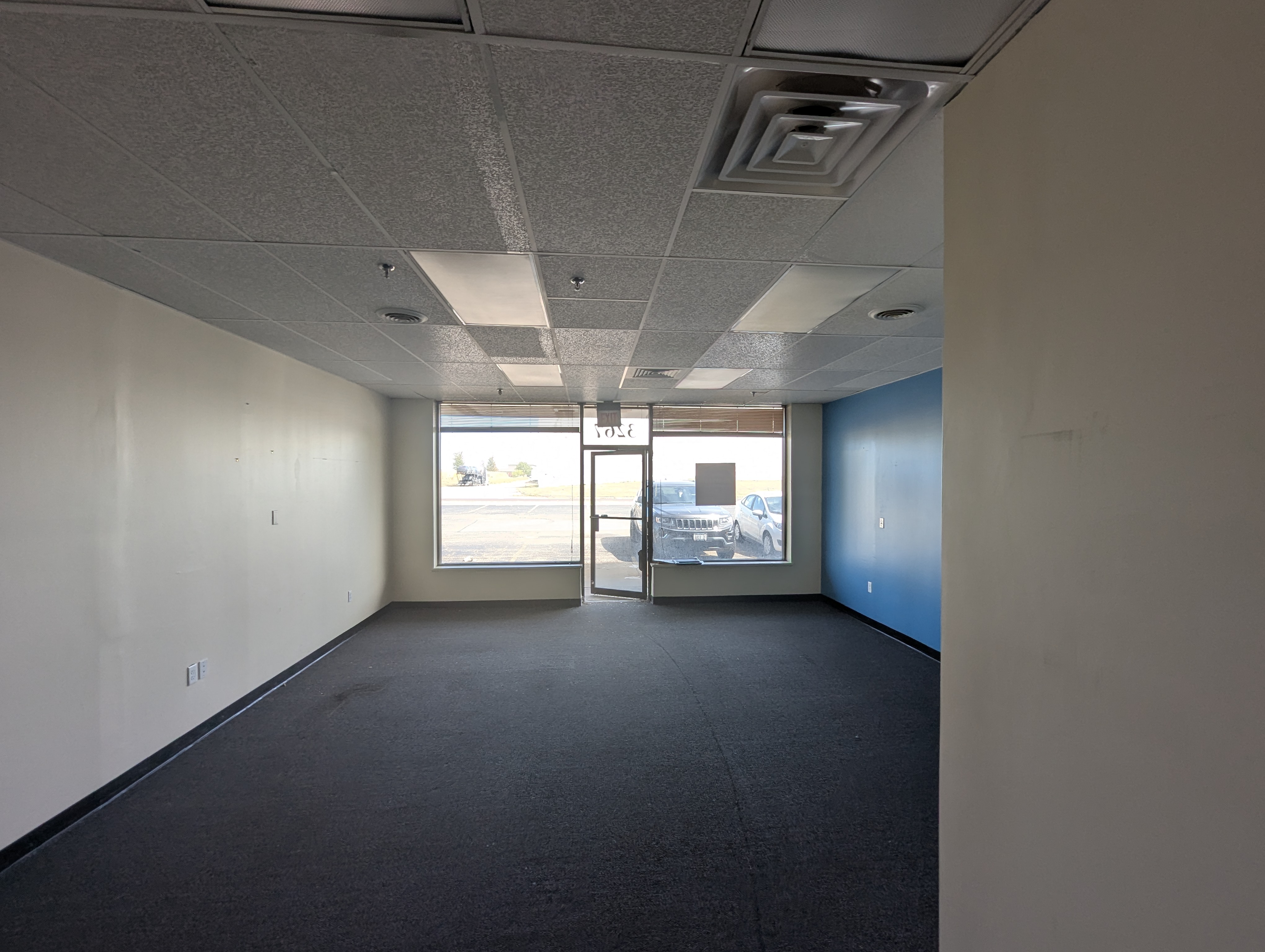 3245 Court St, 3245 Court Street, Pekin, IL 61554