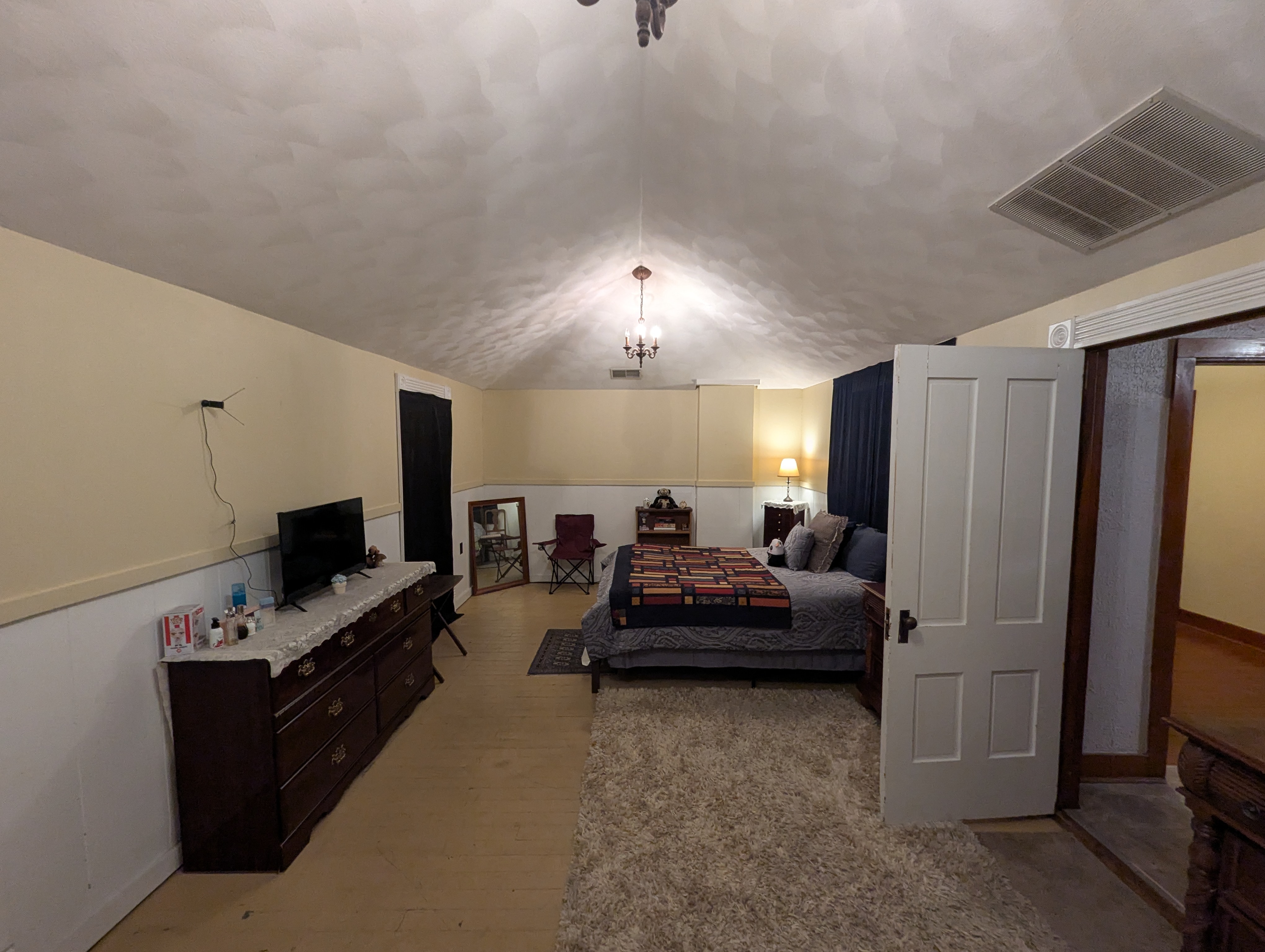 412 & 414 S Locust St, 412 South Locust Street, Delavan, IL 61734