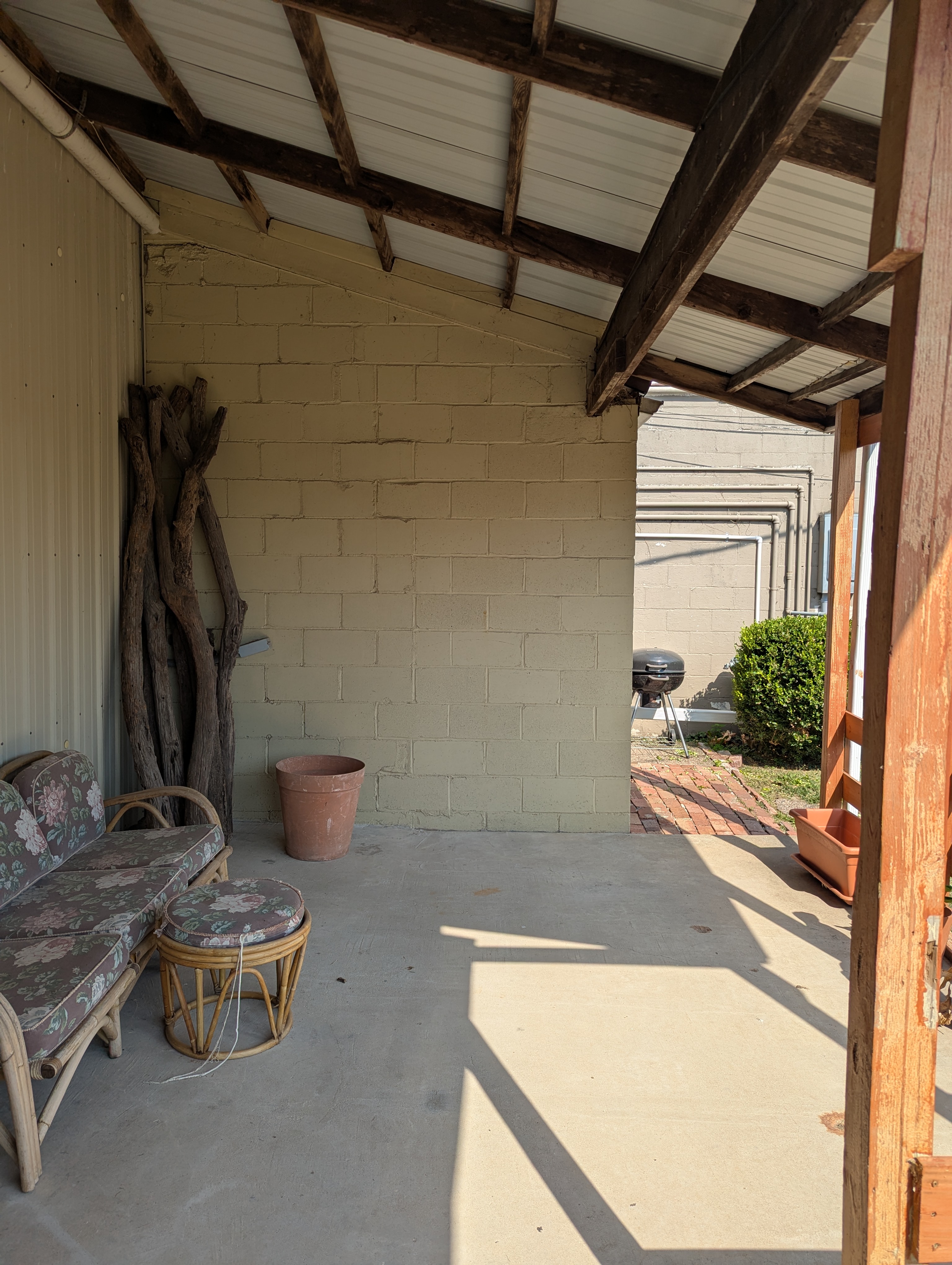 412 & 414 S Locust St, 412 South Locust Street, Delavan, IL 61734