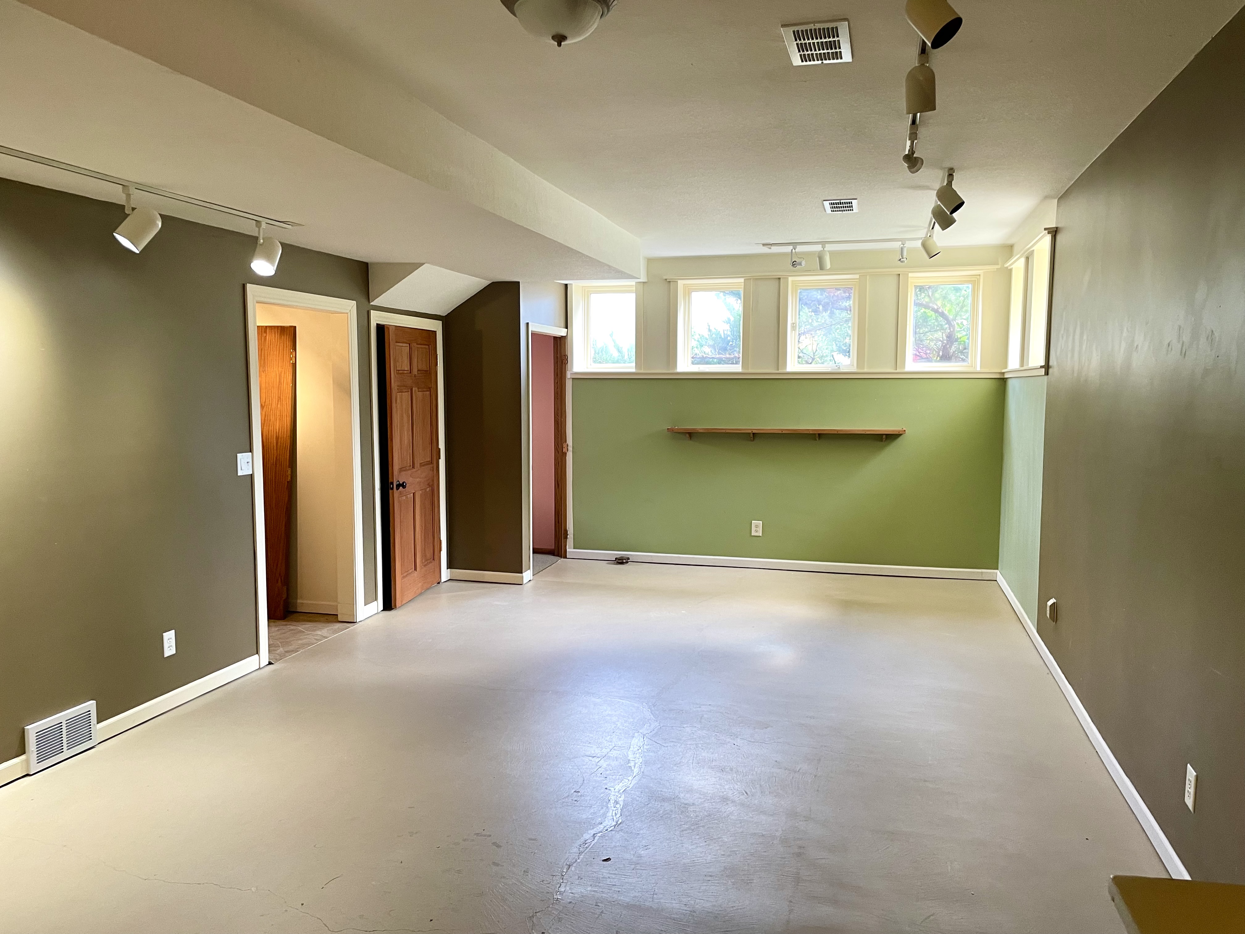 125 2nd Street North, Delano, MN 55328