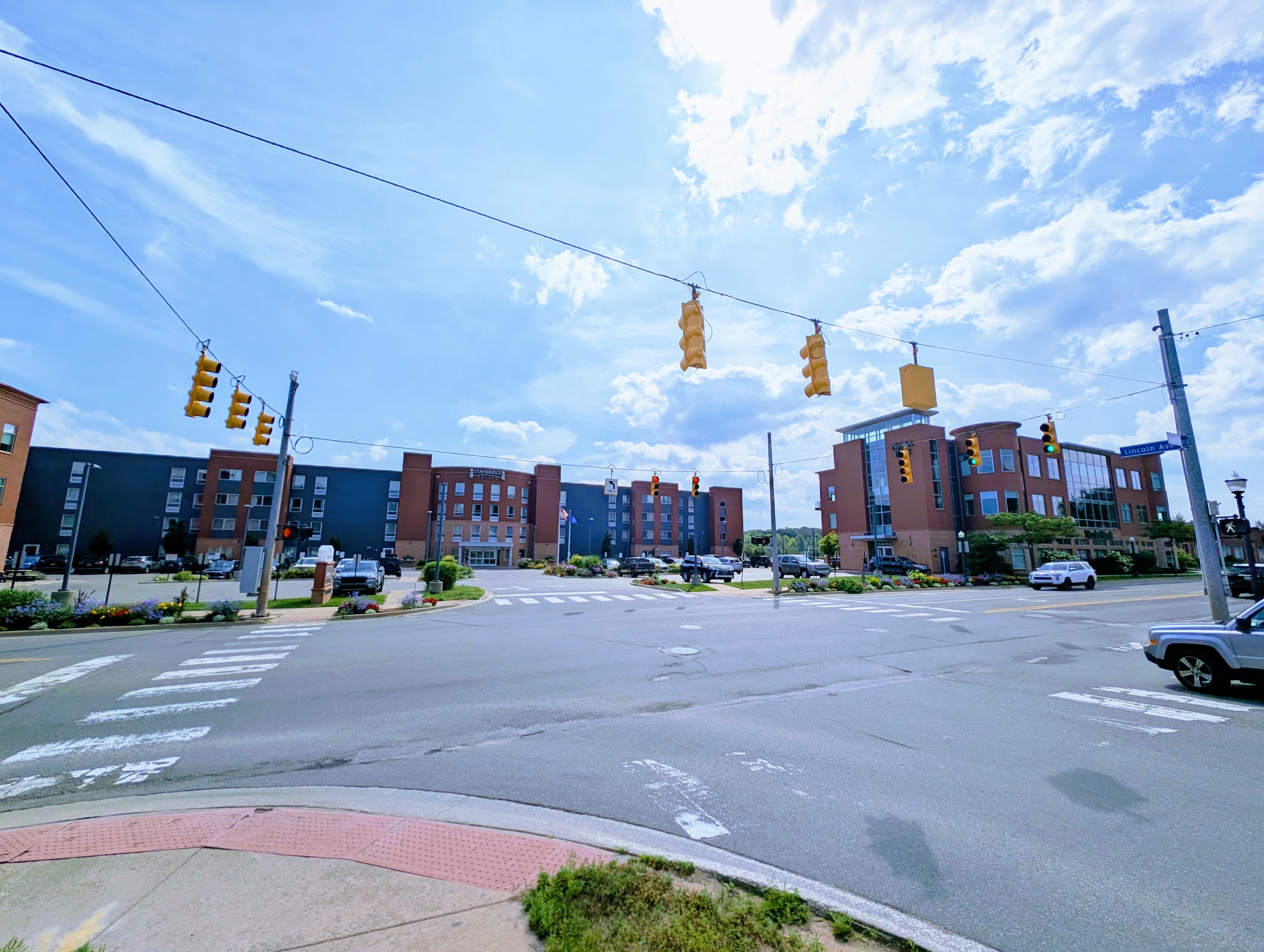 866 West Washington Street, Marquette, MI 49855