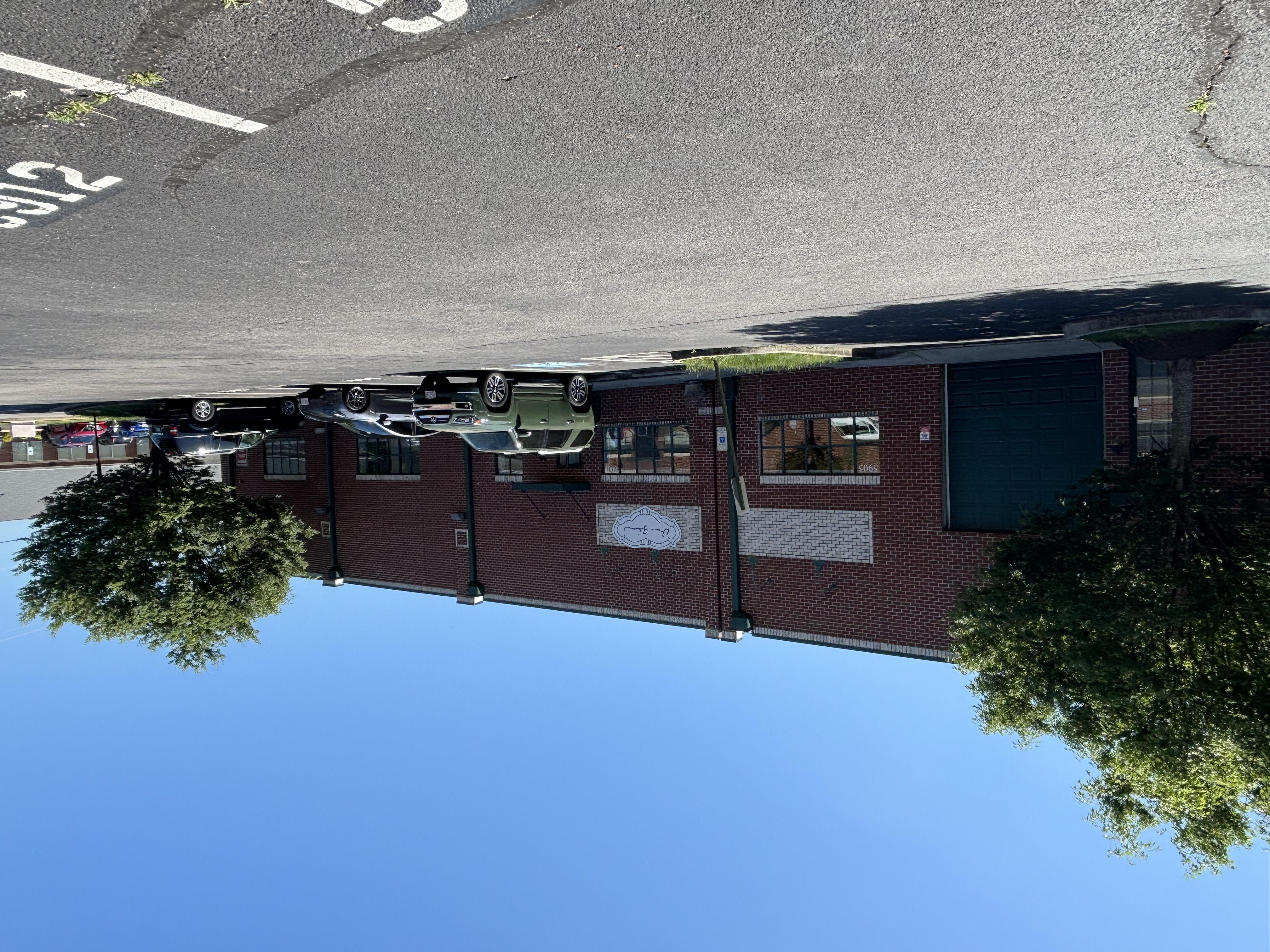 5901 - 5905 School Ave