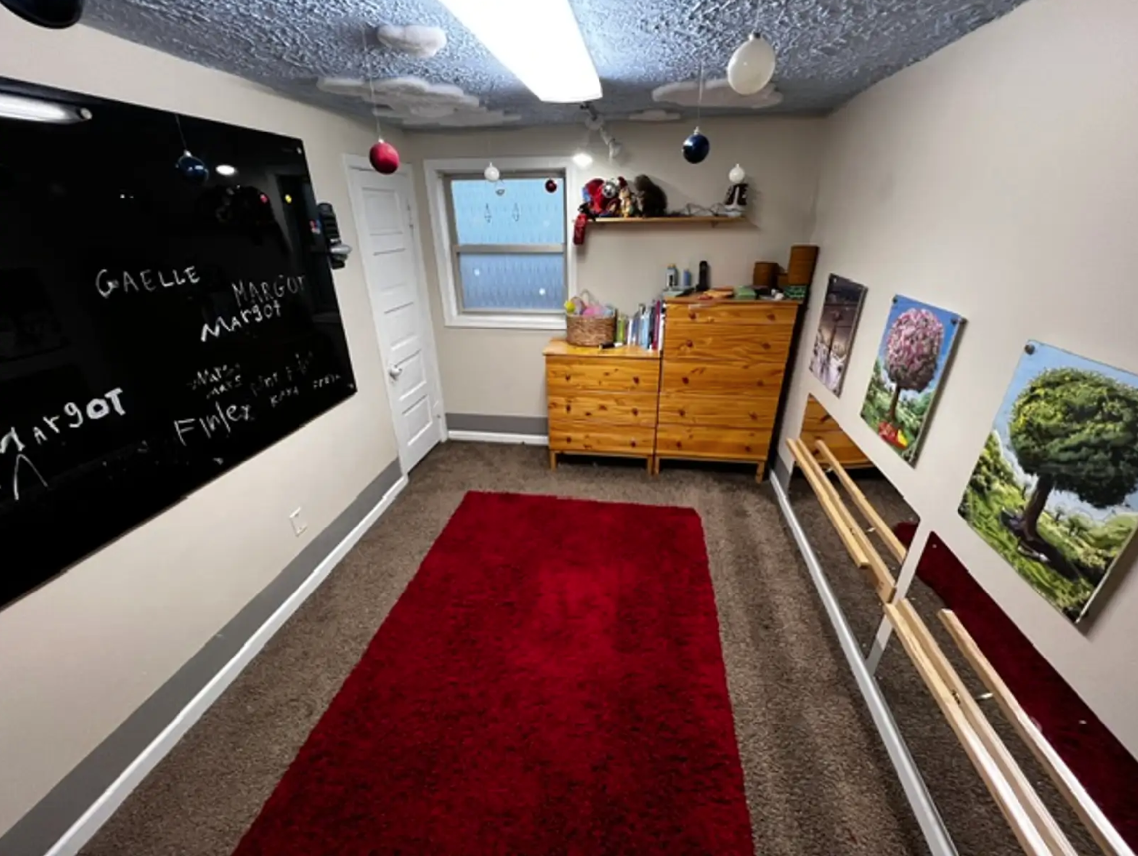 1824 East Michigan Avenue, Lansing, MI 48912