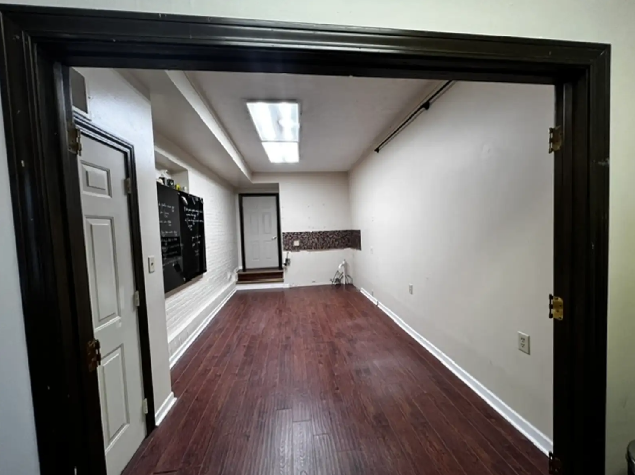 1824 East Michigan Avenue, Lansing, MI 48912