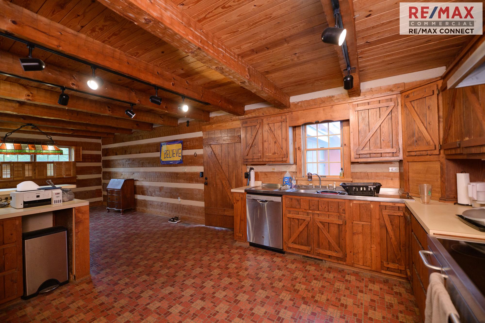 17466 Benns Church, 17466 Benns Church Boulevard, Smithfield, VA 23430