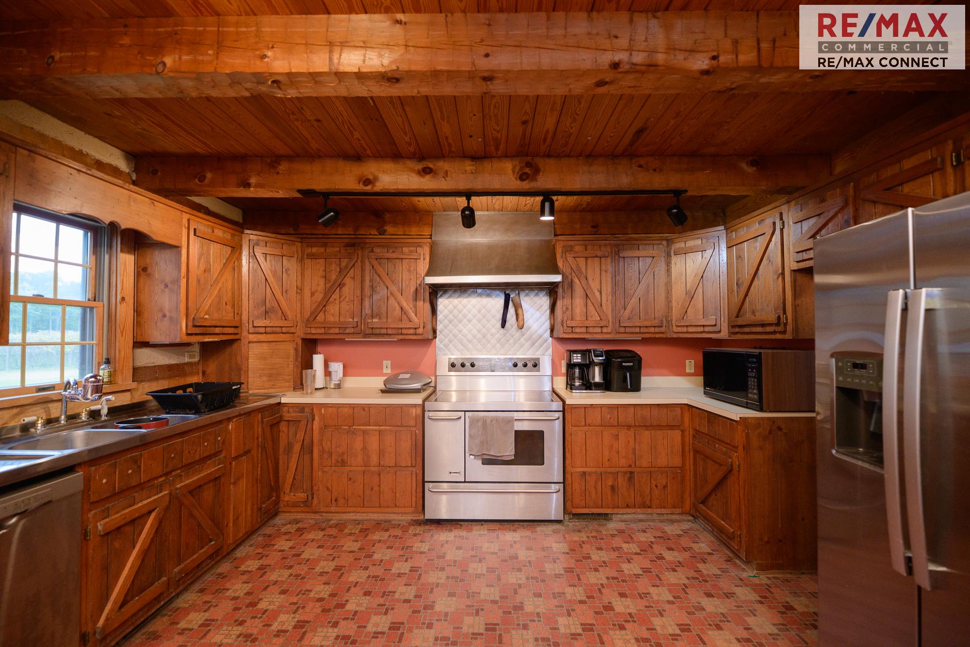 17466 Benns Church, 17466 Benns Church Boulevard, Smithfield, VA 23430