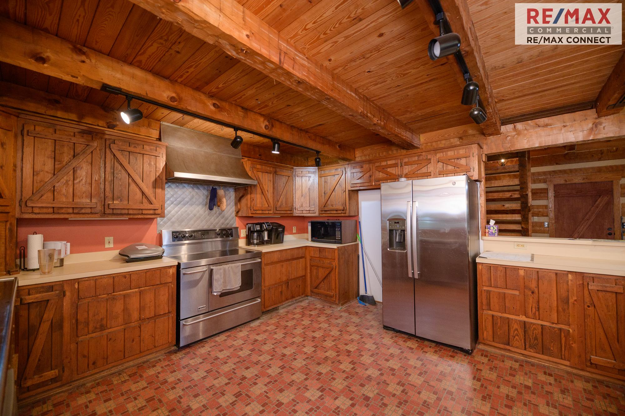 17466 Benns Church, 17466 Benns Church Boulevard, Smithfield, VA 23430