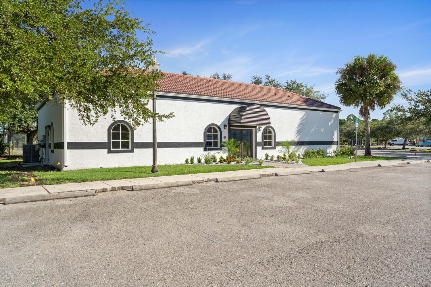 1120 Village Lakes Boulevard, Lehigh Acres, FL 33972