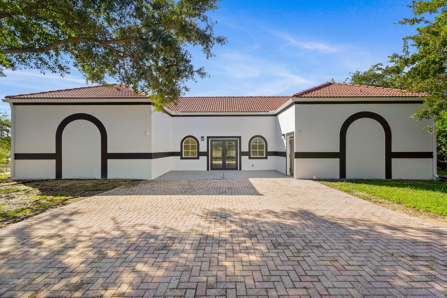 1120 Village Lakes Boulevard, Lehigh Acres, FL 33972