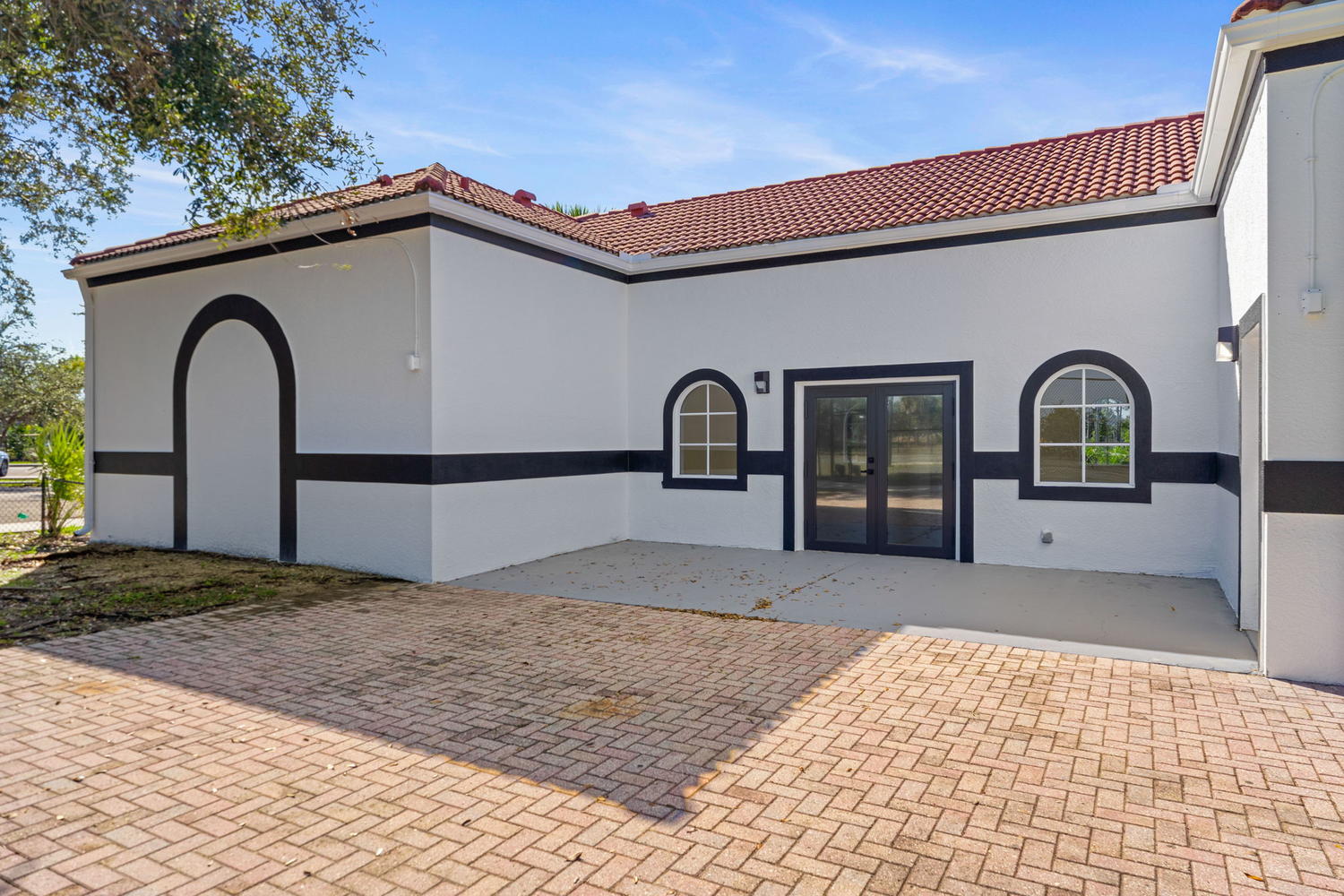 1120 Village Lakes Boulevard, Lehigh Acres, FL 33972